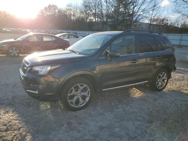  SUBARU FORESTER 2017 Серый