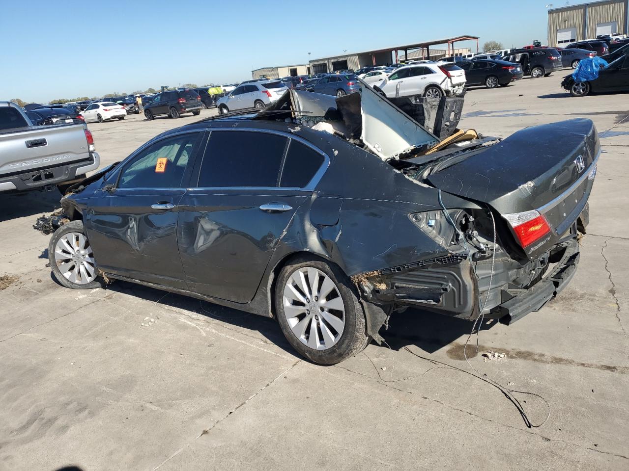 VIN 1HGCR2F72DA068076 2013 HONDA ACCORD no.2