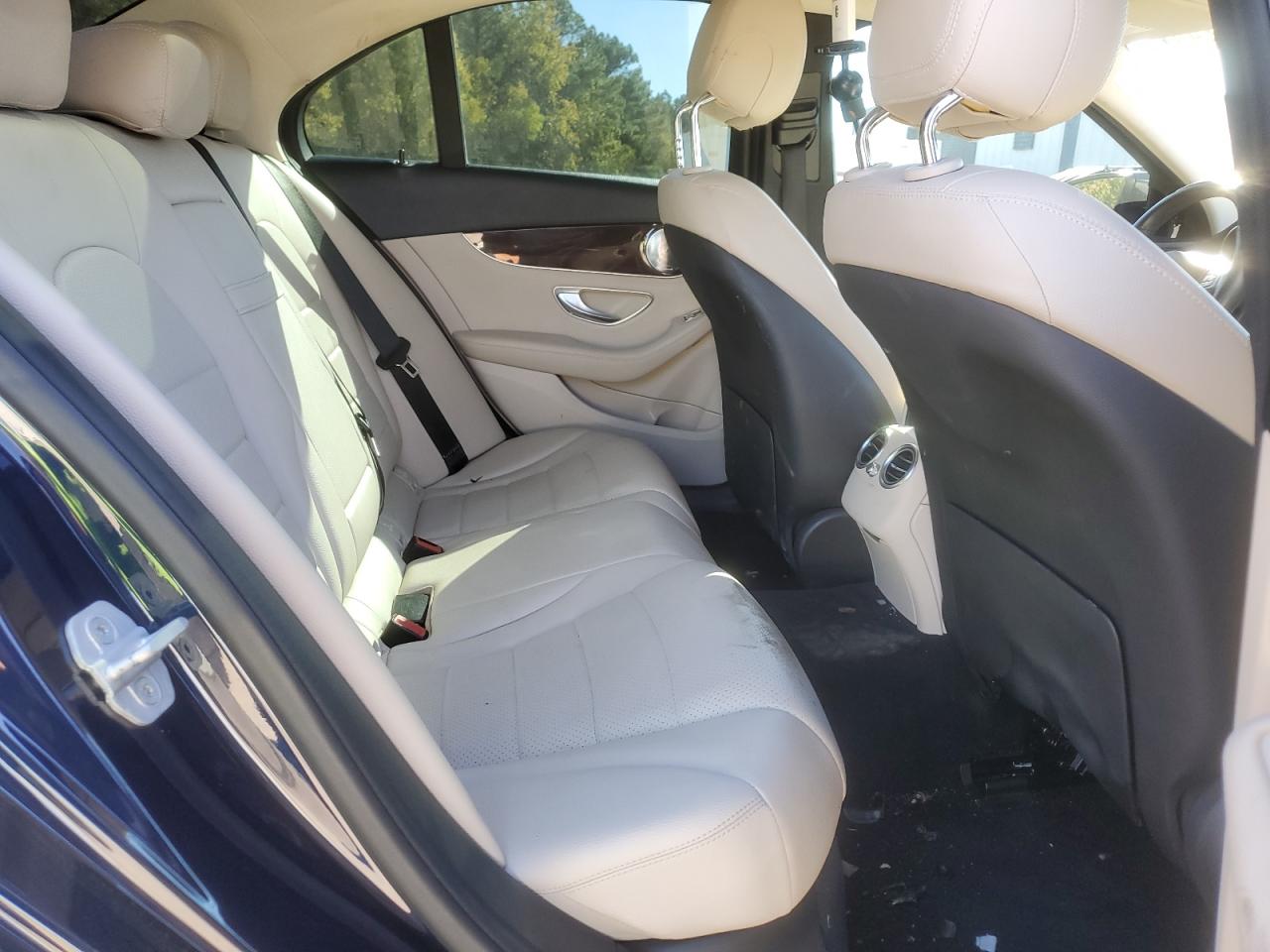 2015 Mercedes-Benz C-klasse - Image 10
