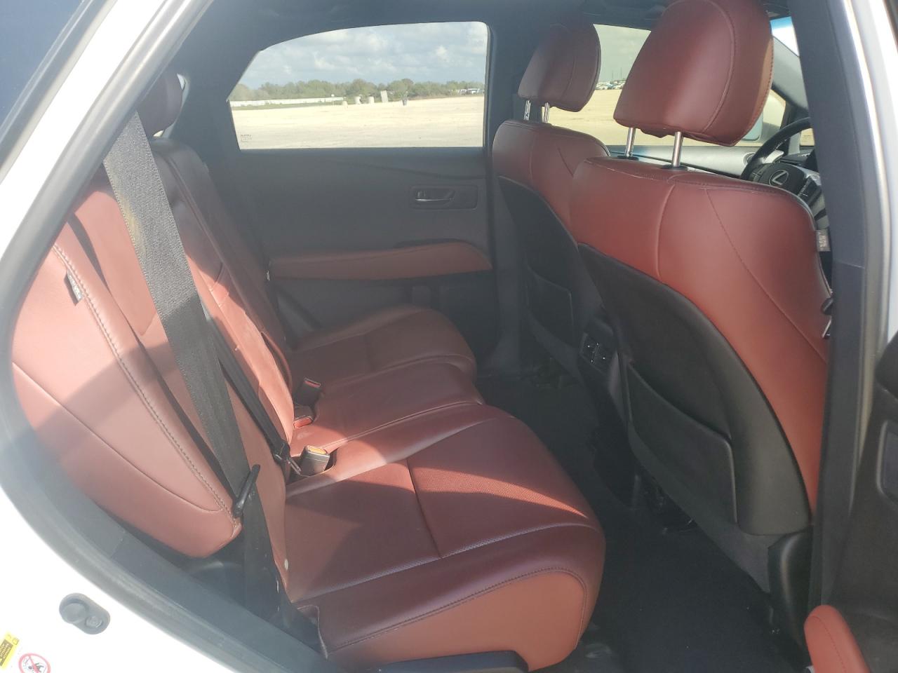 2015 Lexus RX - Image 11
