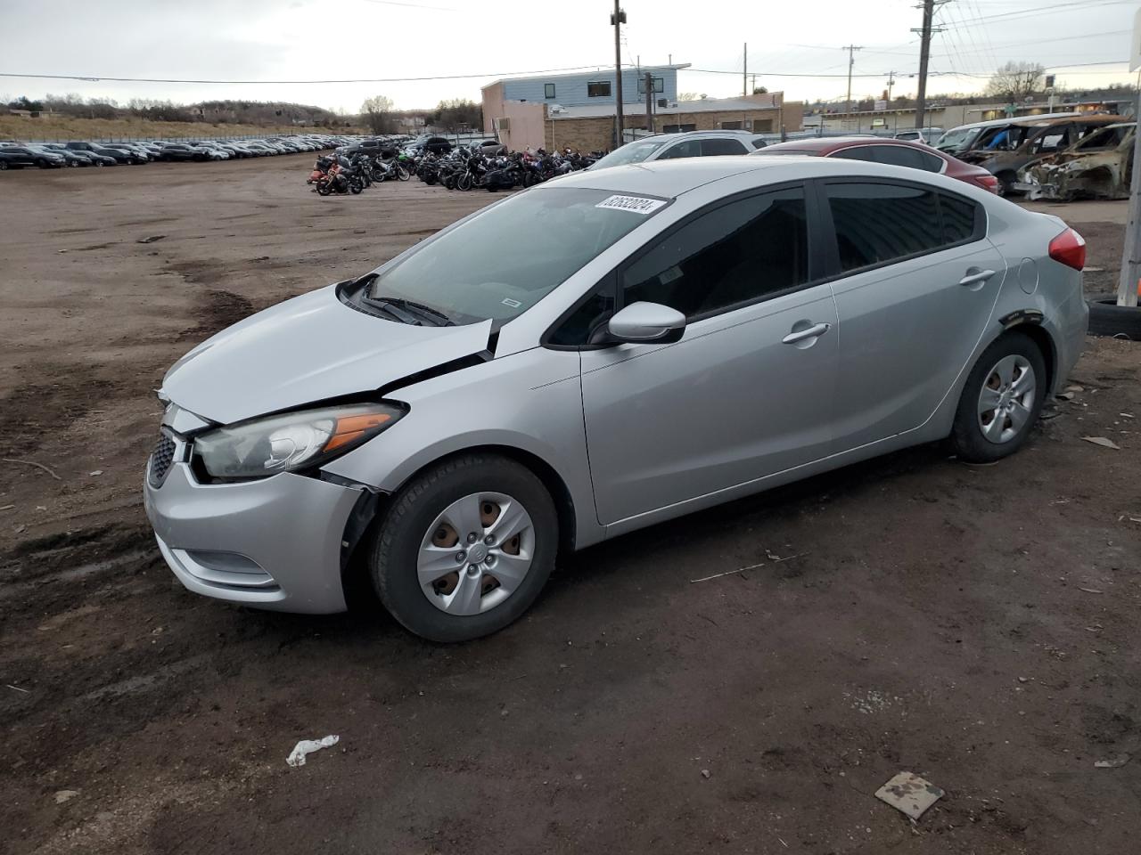 VIN KNAFK4A60F5261524 2015 KIA FORTE no.1