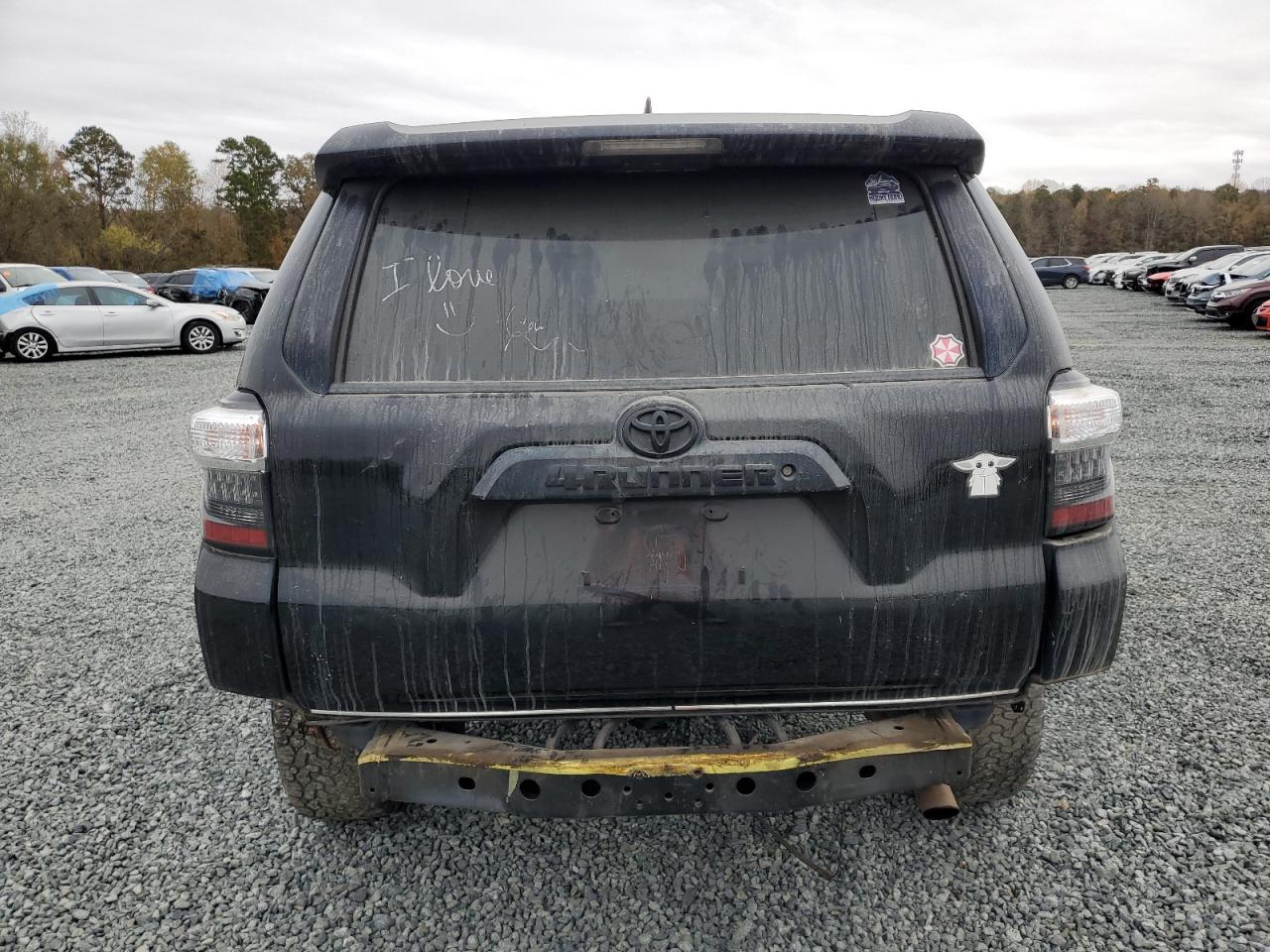 2019 Toyota 4Runner Sr5 VIN: JTEBU5JR6K5687347 Lot: 77531934