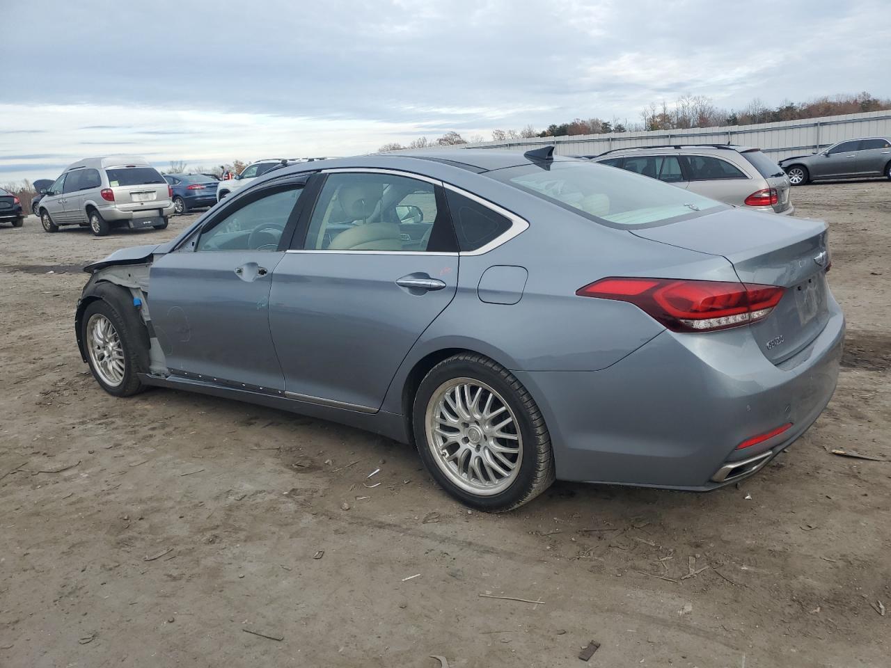 VIN KMHGN4JEXGU128746 2016 HYUNDAI GENESIS no.2