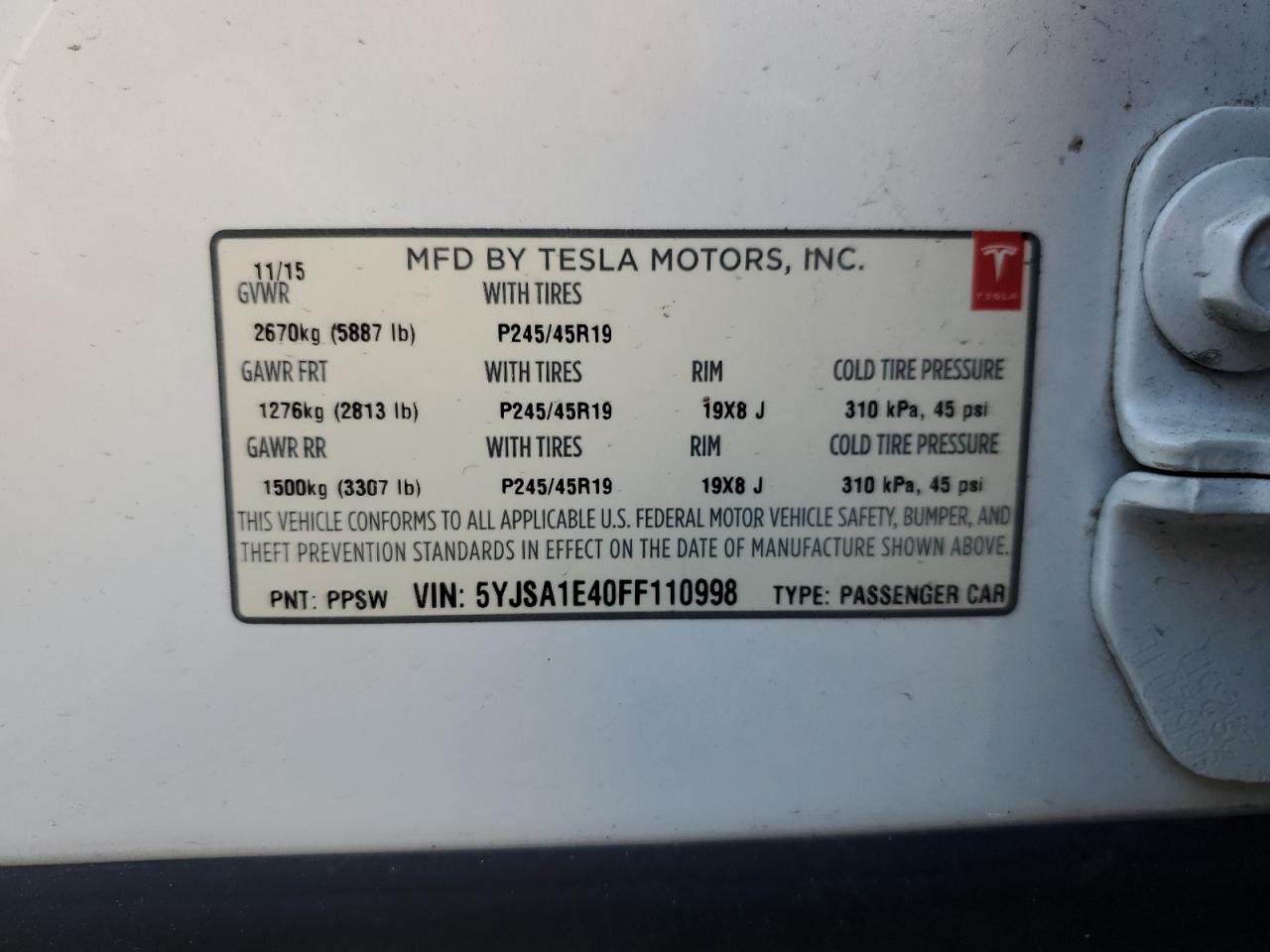 2015 Tesla Model S VIN: 5YJSA1E40FF110998 Lot: 81860084