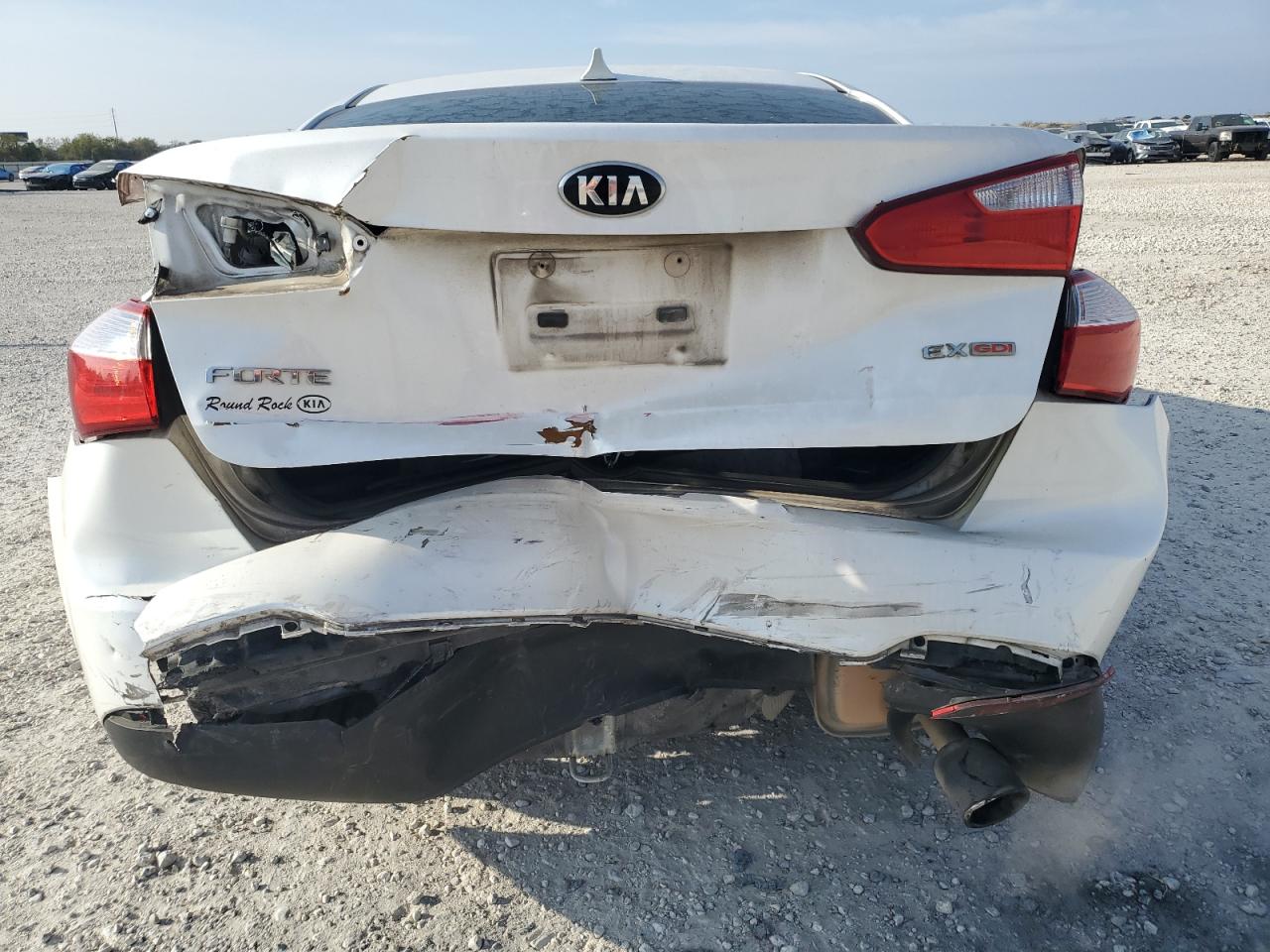 2015 Kia Forte - Image 6