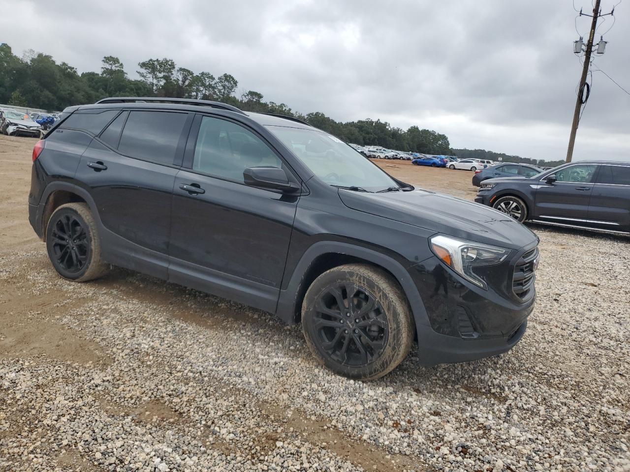 2020 GMC Terrain - Image 4