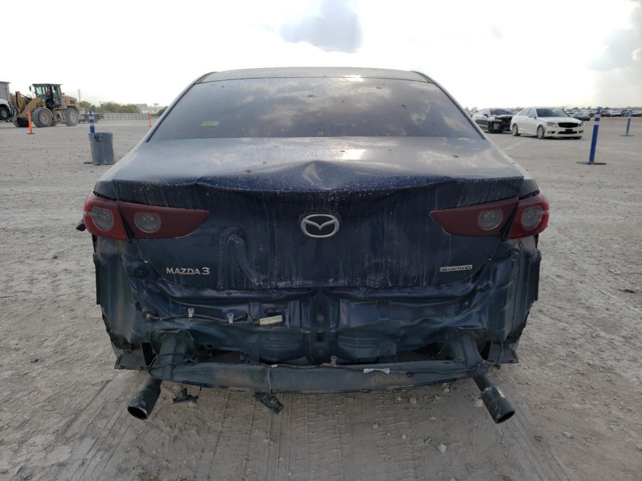 2021 Mazda 3 - Image 6