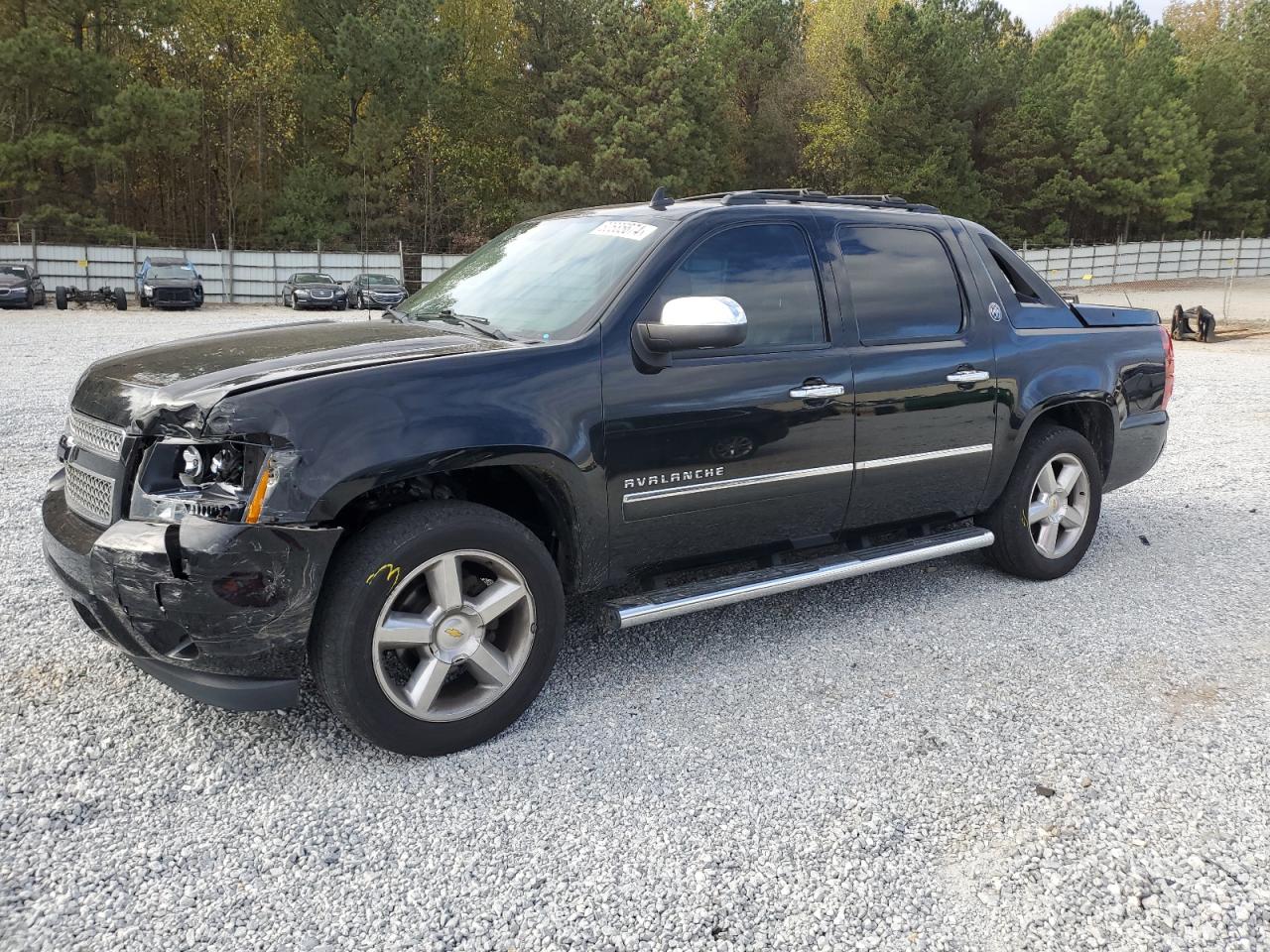 2013 Chevrolet Avalanche Ltz VIN: 3GNMCGE03DG351665 Lot: 80685674