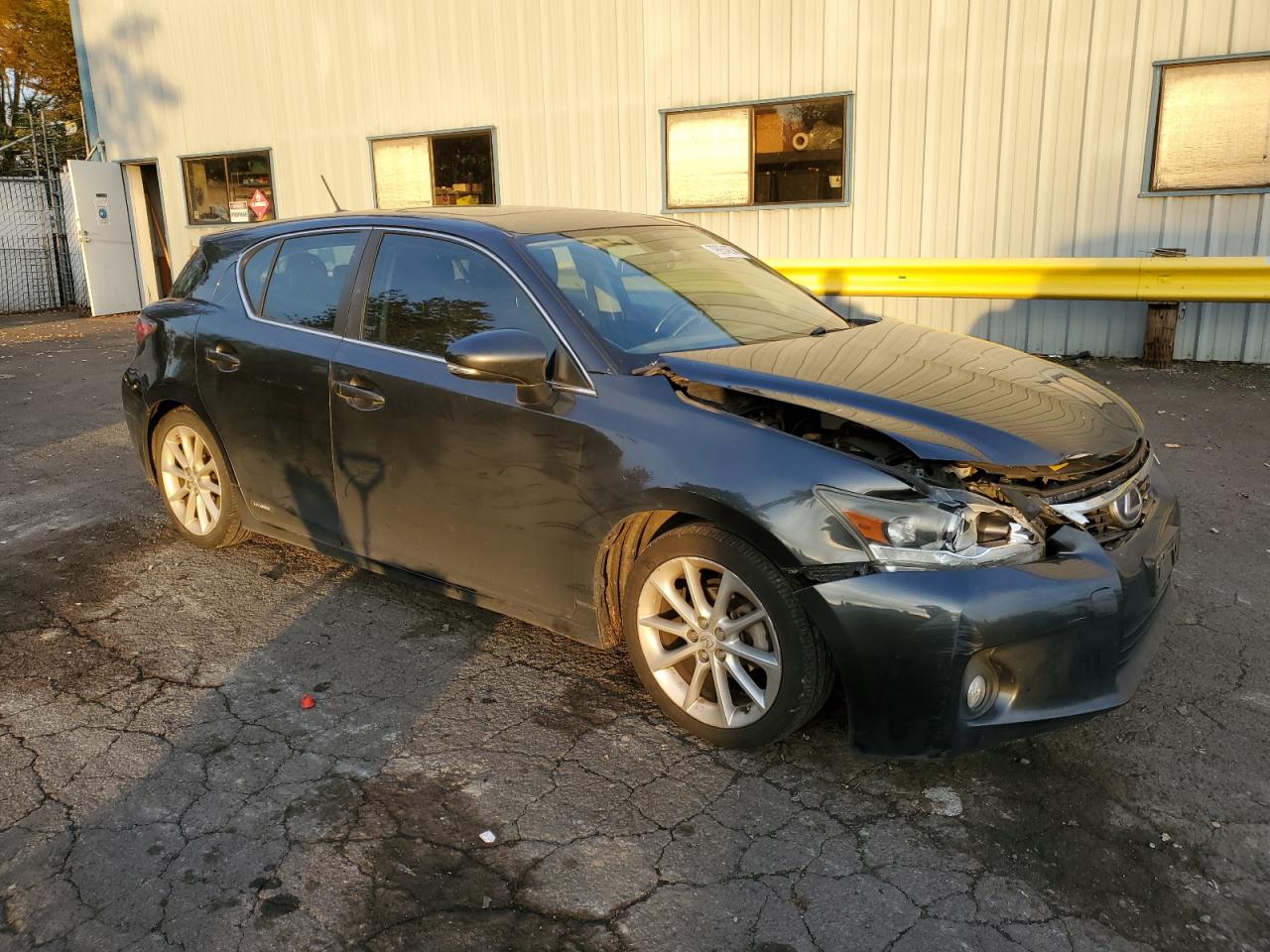 2011 Lexus CT - Image 4