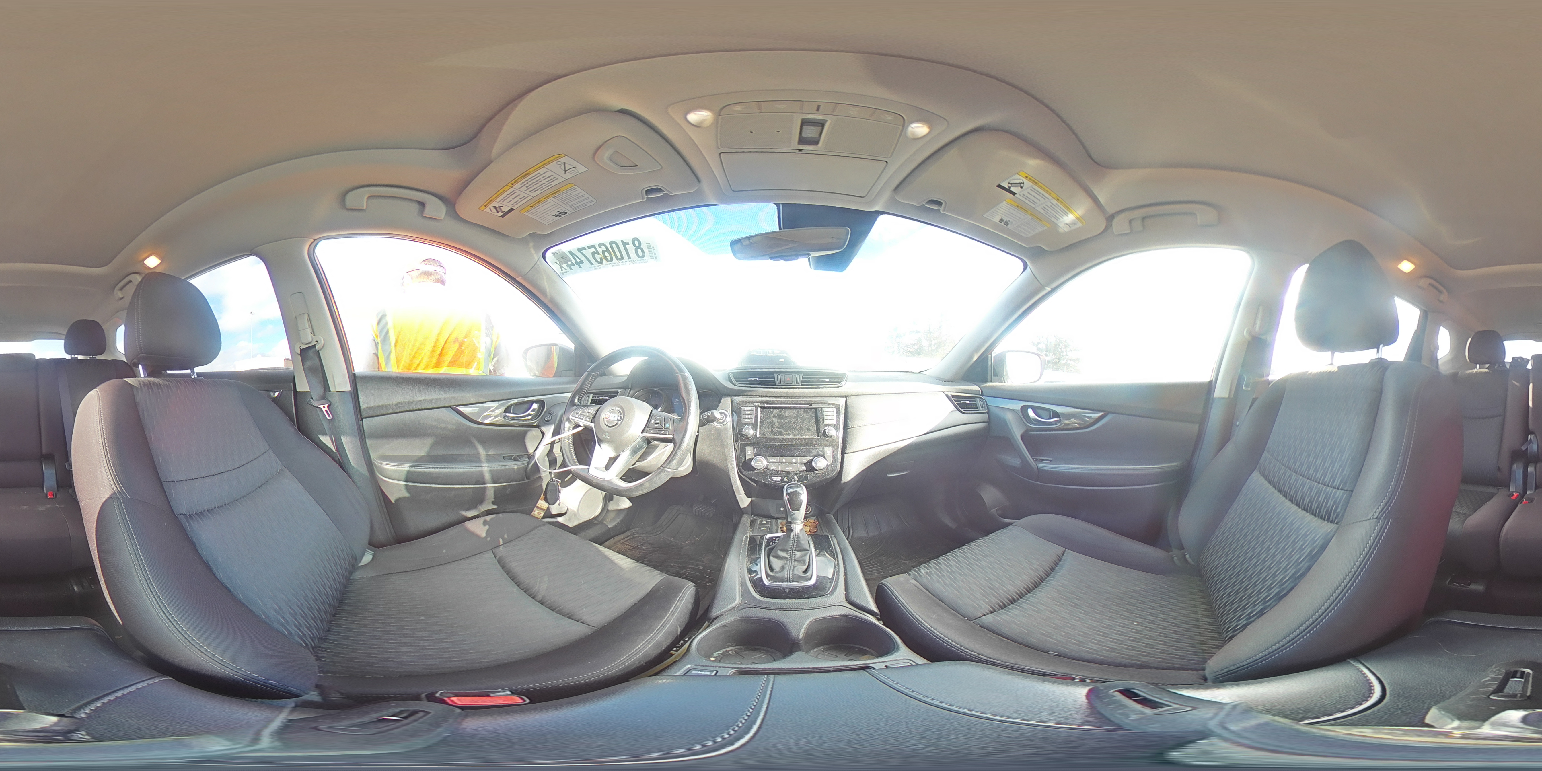 2020 Nissan Rogue - Image 13