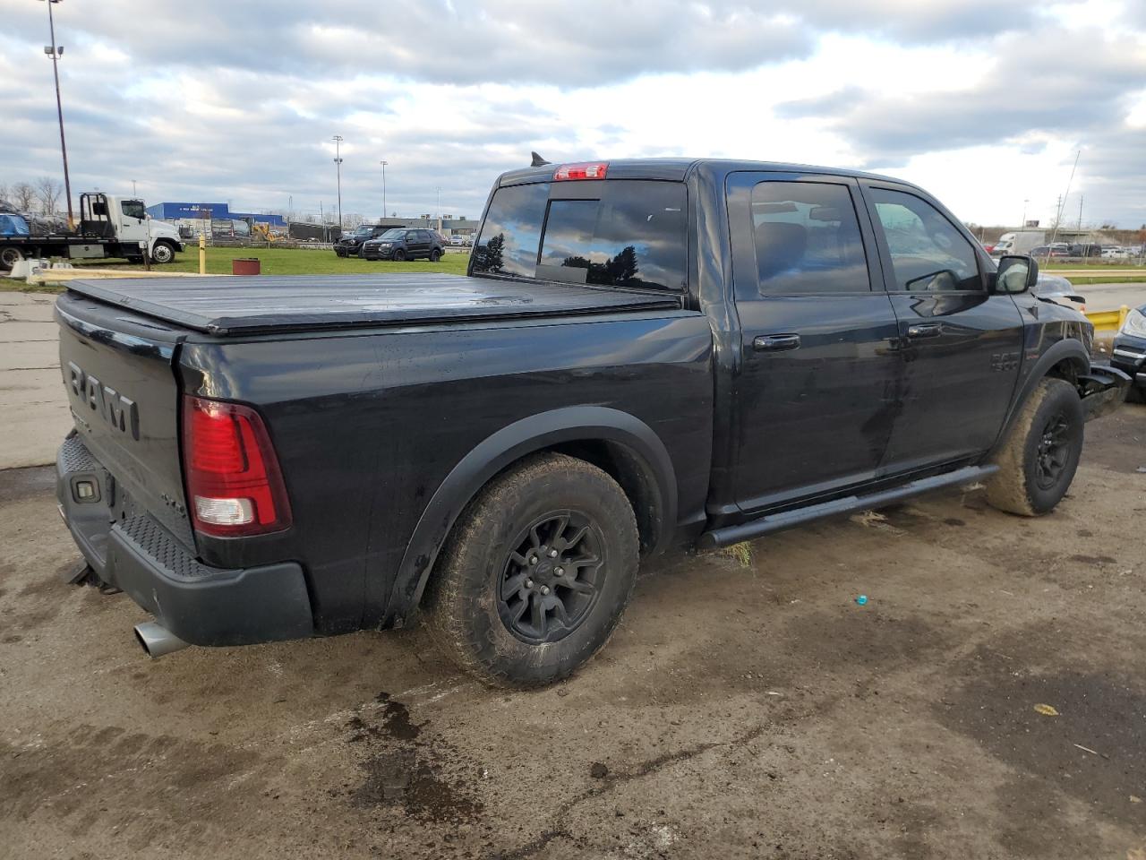 2017 RAM 1500 - Image 3
