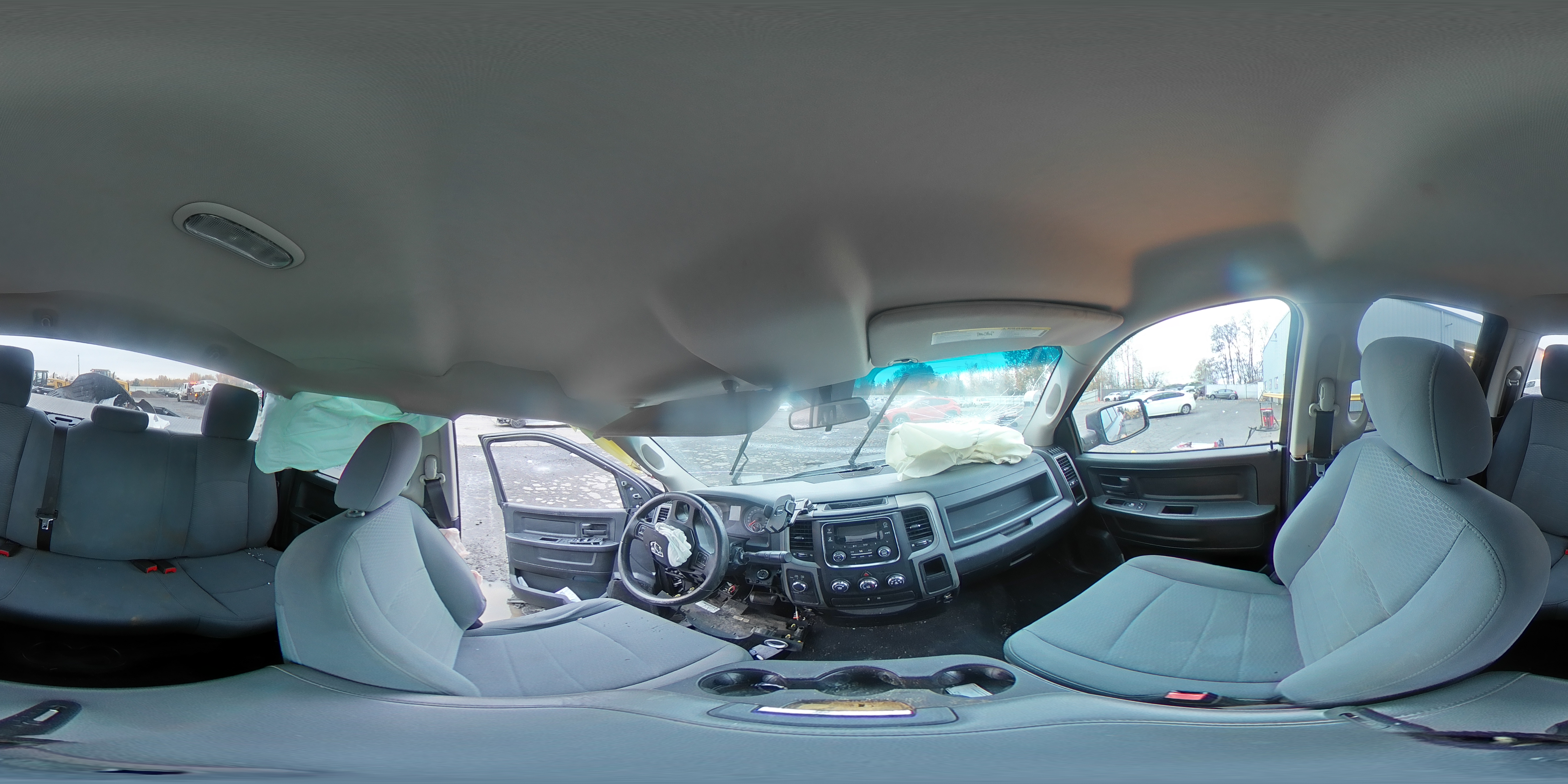 2013 RAM 1500 - Image 13