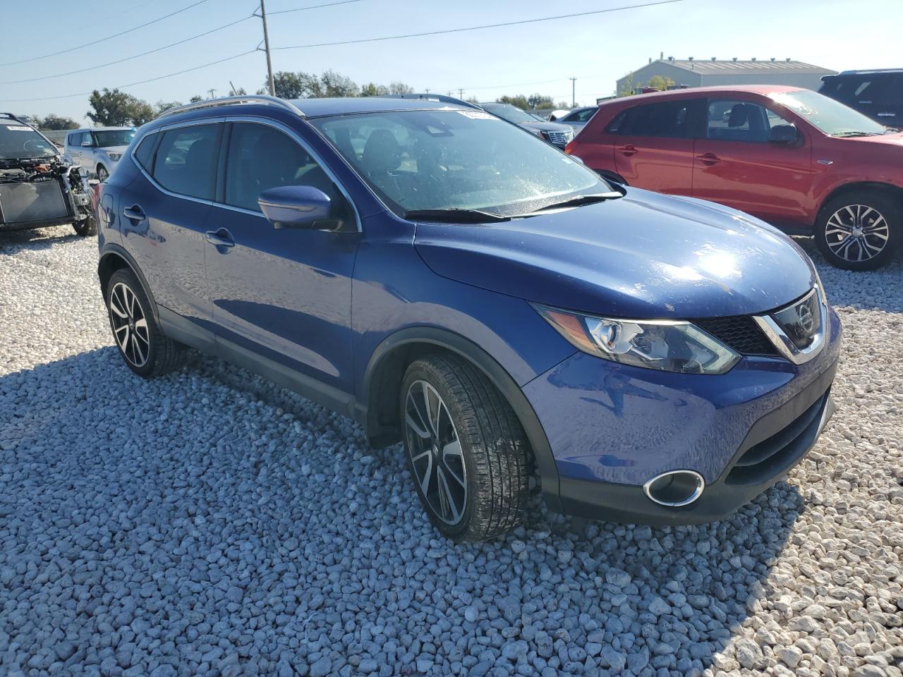 2017 Nissan Rogue - Image 4