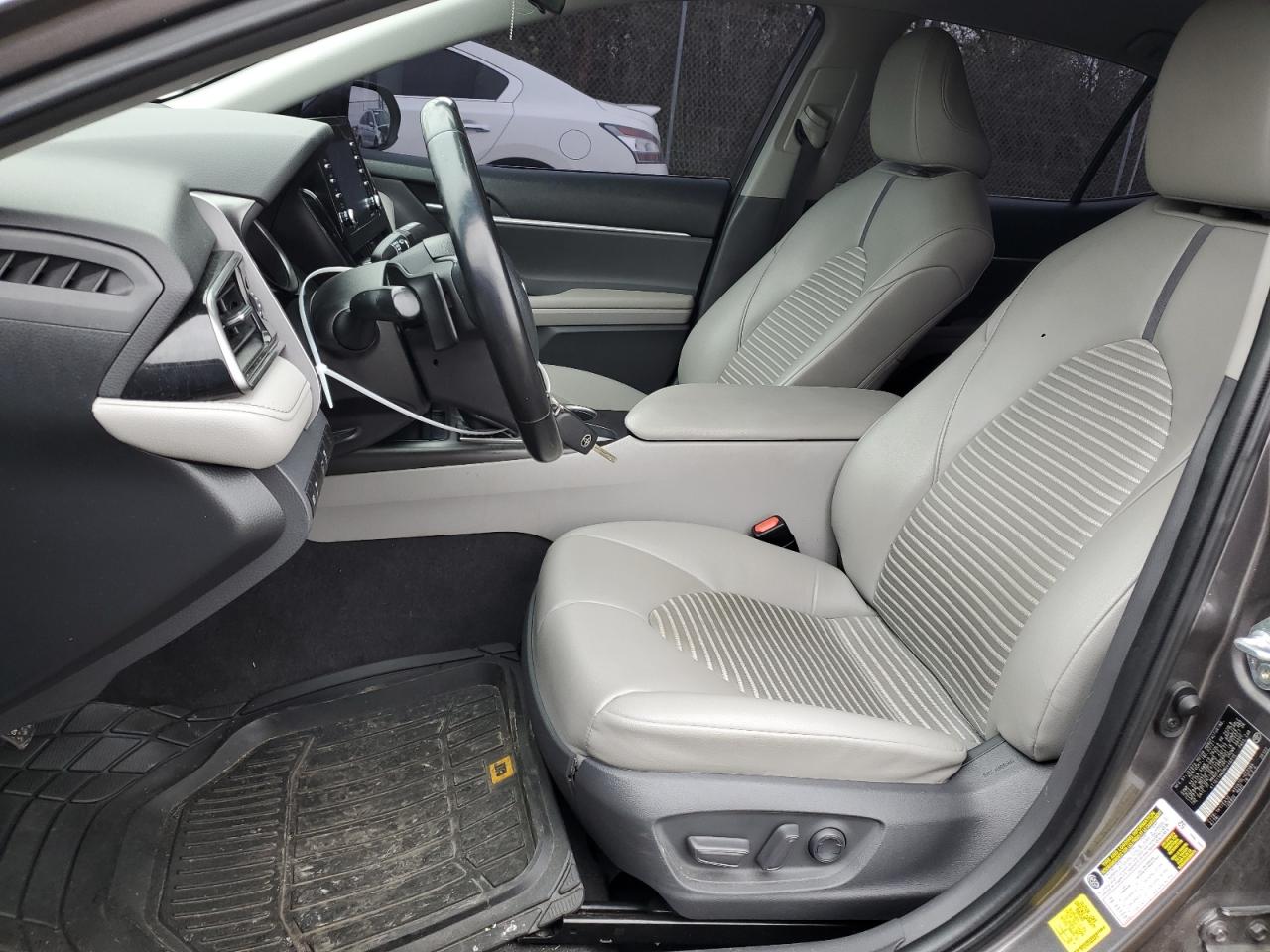 2021 Toyota Camry - Image 7
