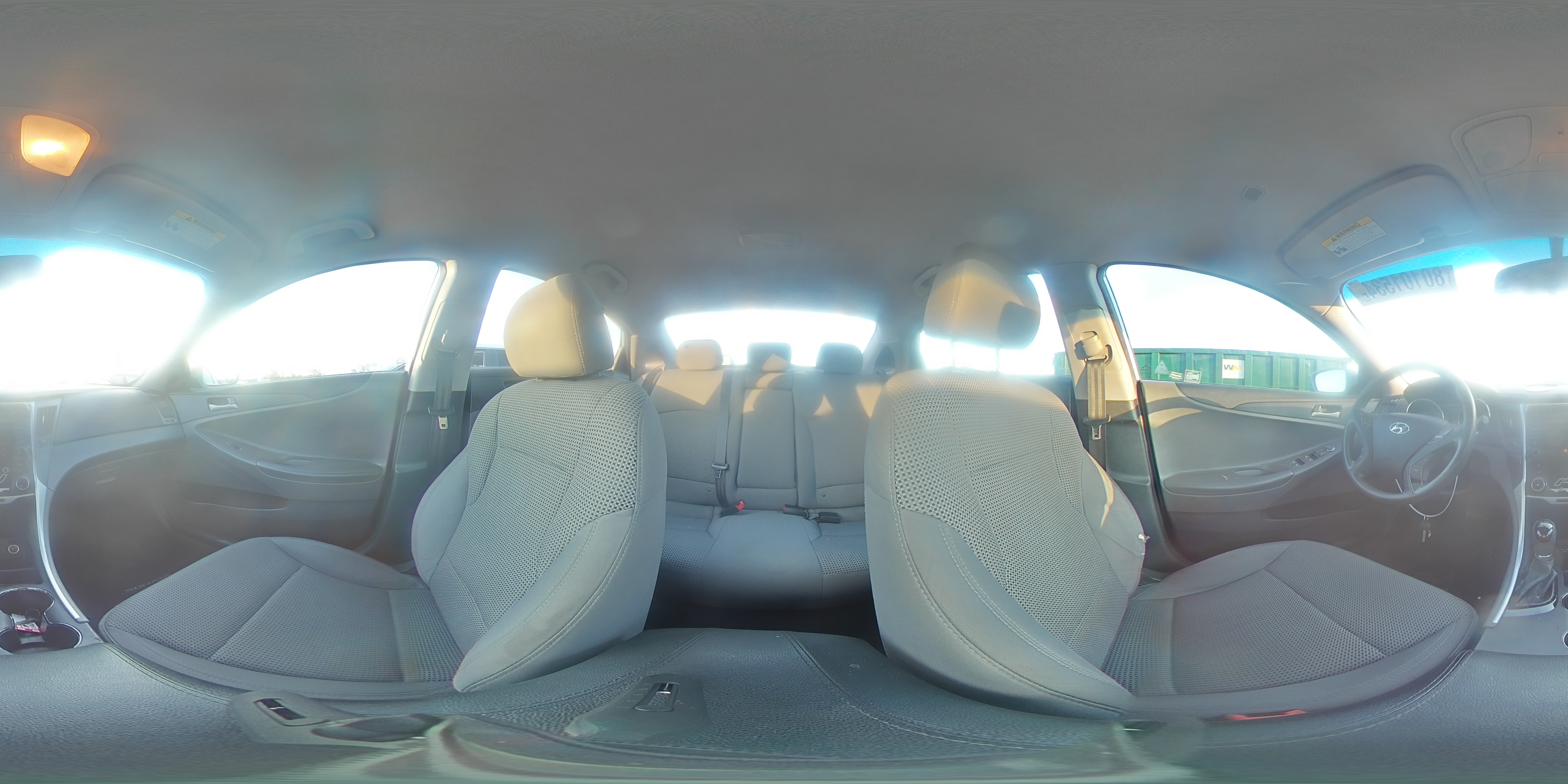 2012 Hyundai Sonata - Image 12