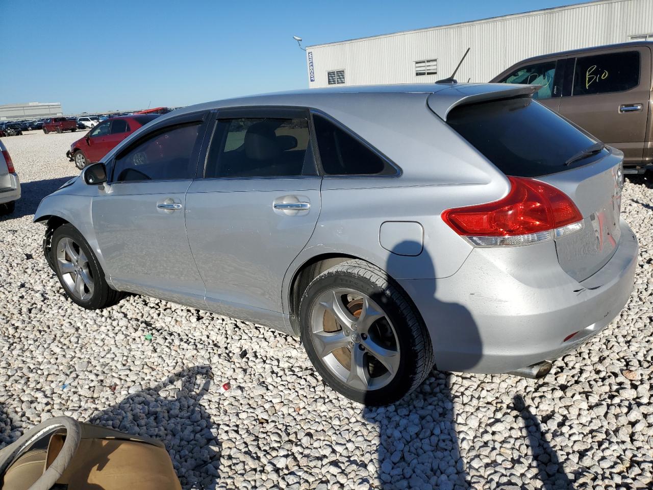 2009 Toyota Venza - Image 2