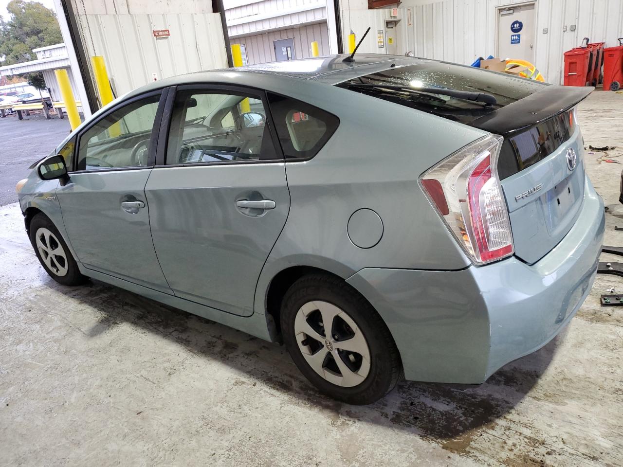 VIN JTDKN3DUXD1646039 2013 TOYOTA PRIUS no.2