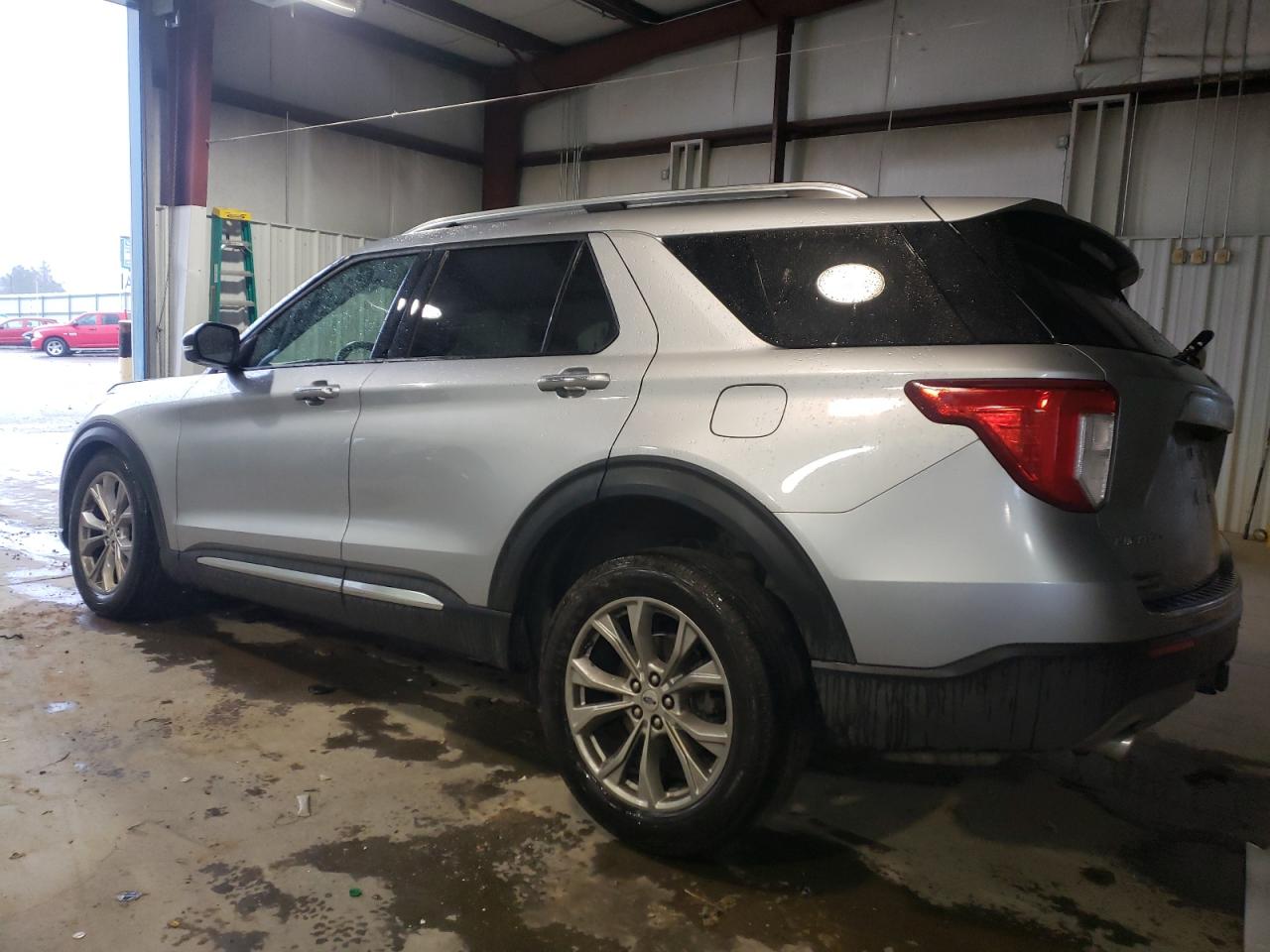 2021 Ford Explorer - Image 2