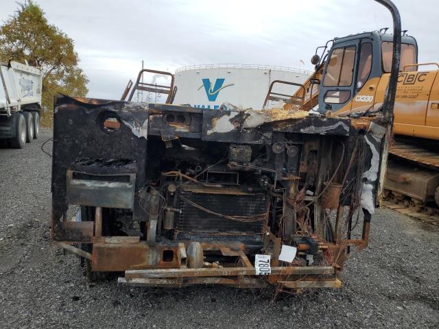 2003 WORKHORSE CUSTOM CHASSIS MOTORHOME CHASSIS W22