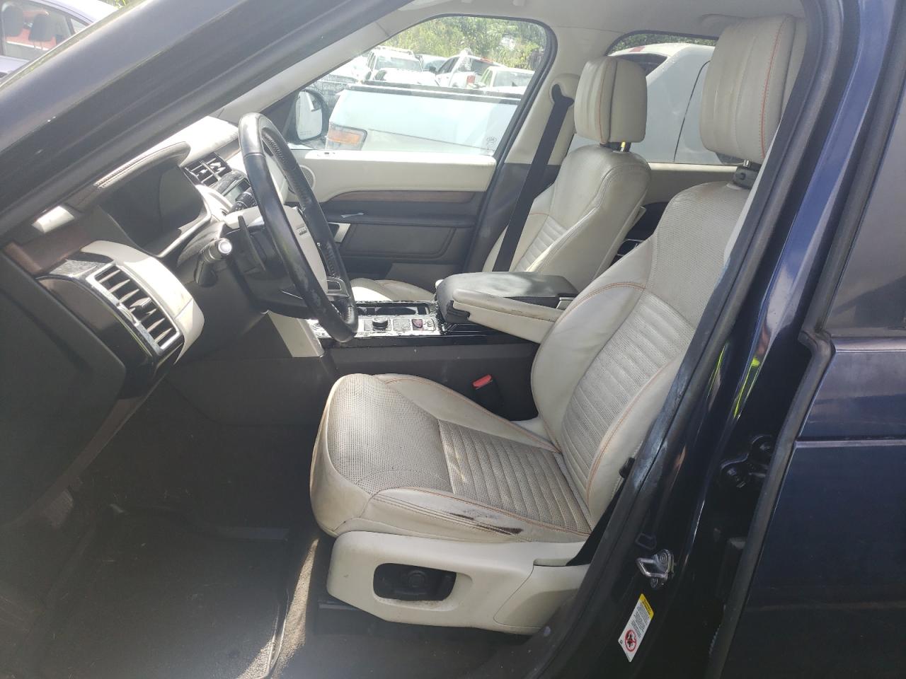 2019 Land Rover Discovery - Image 7