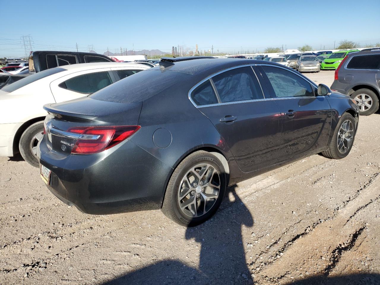 2017 Buick Regal - Image 3