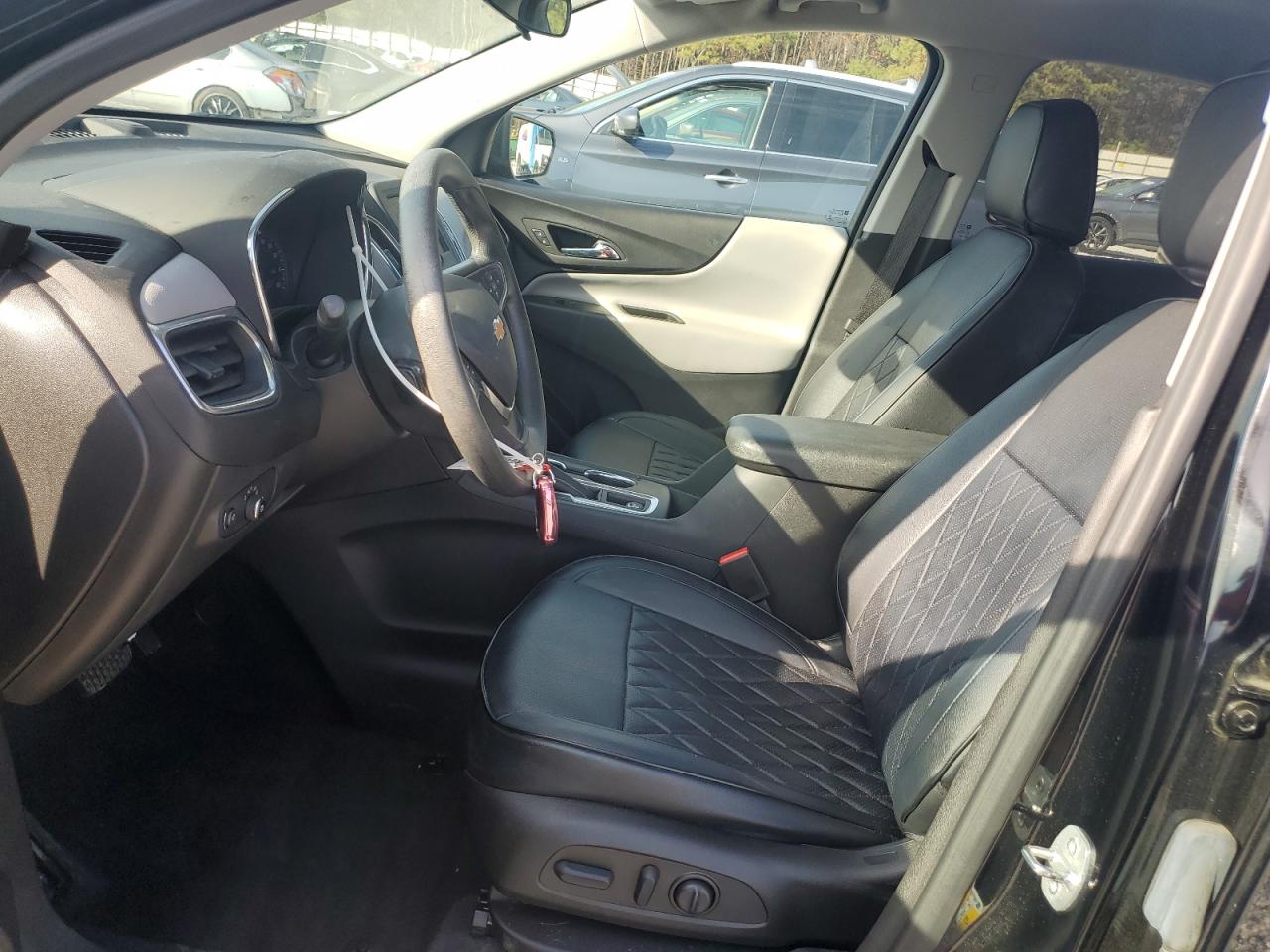 2022 Chevrolet Equinox - Image 7