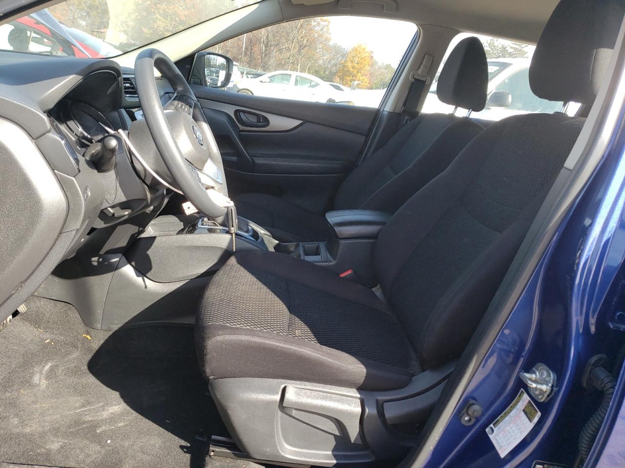 2020 Nissan Rogue - Image 7