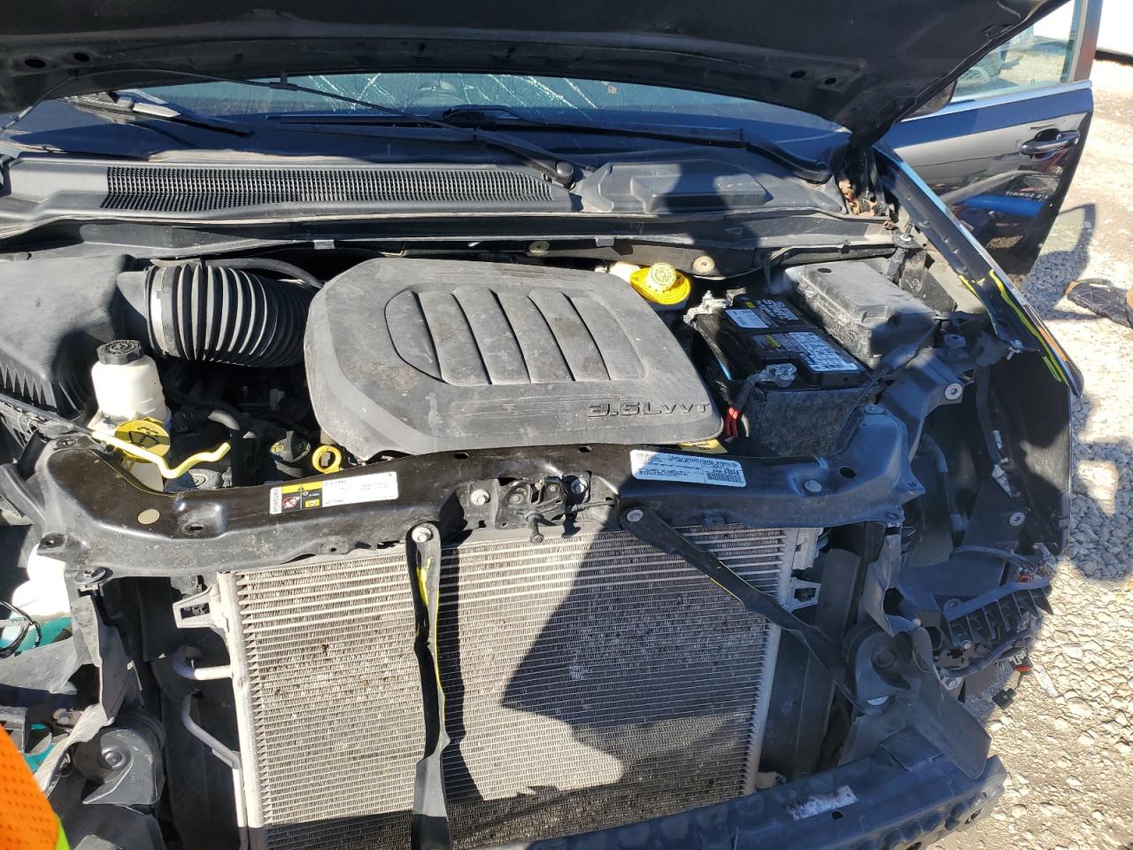 2019 Dodge Caravan - Image 12