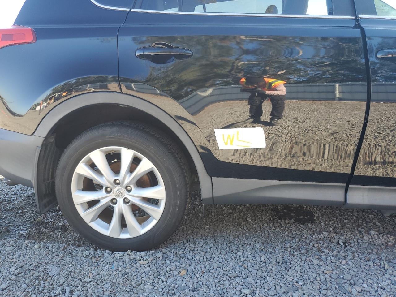 2015 Toyota RAV 4 - Image 13