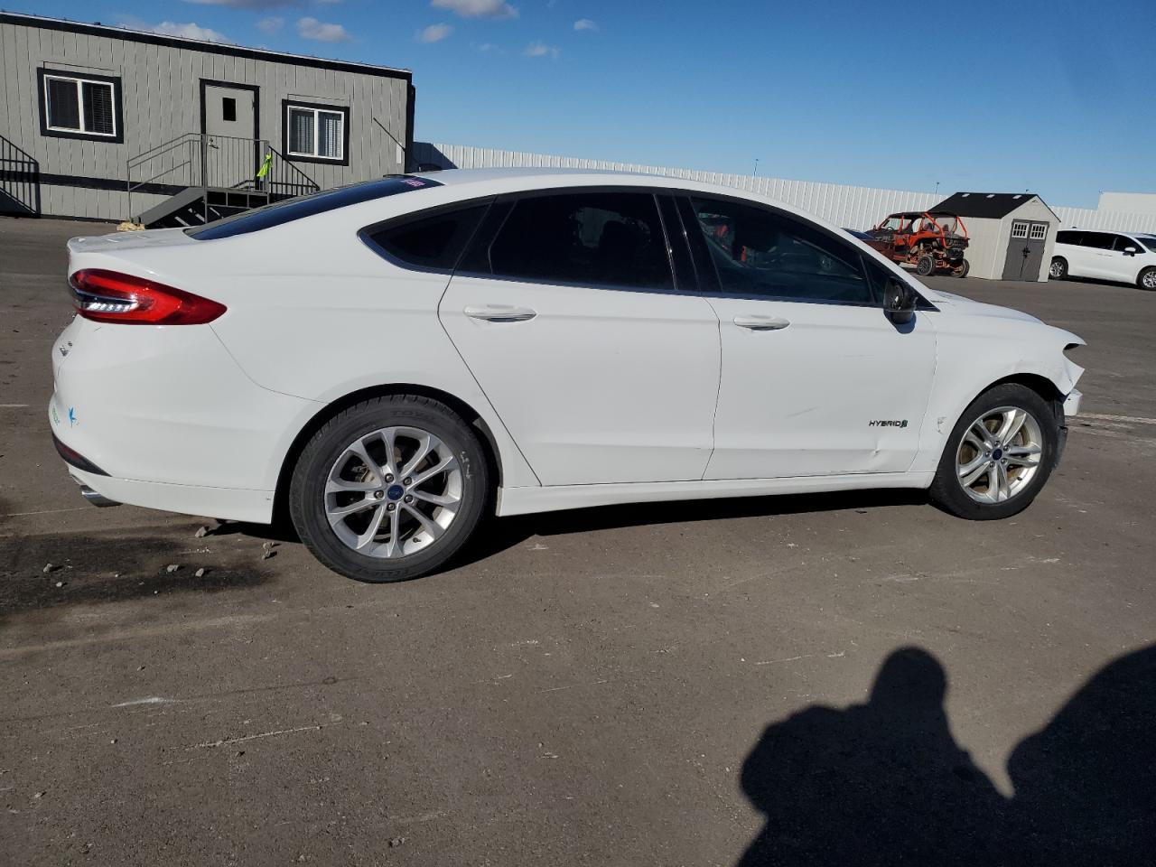 VIN 3FA6P0LU4JR281263 2018 FORD FUSION no.3