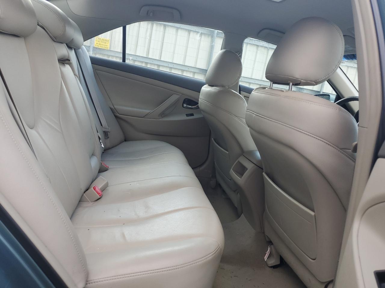 2009 Toyota Camry - Image 9
