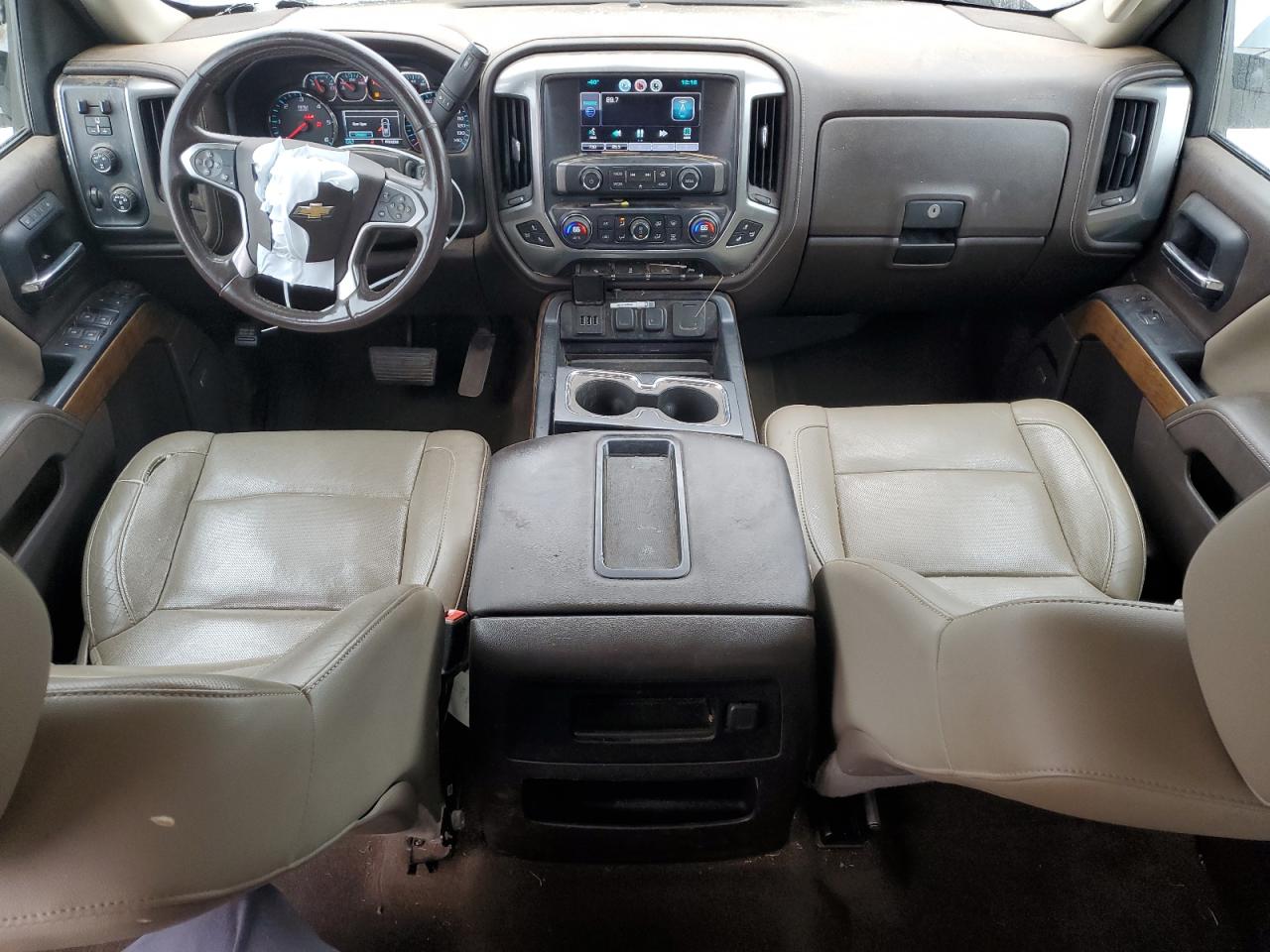 2015 Chevrolet Silverado - Image 8