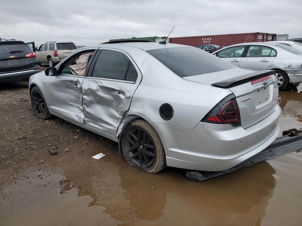 2012 Ford Fusion - Image 2