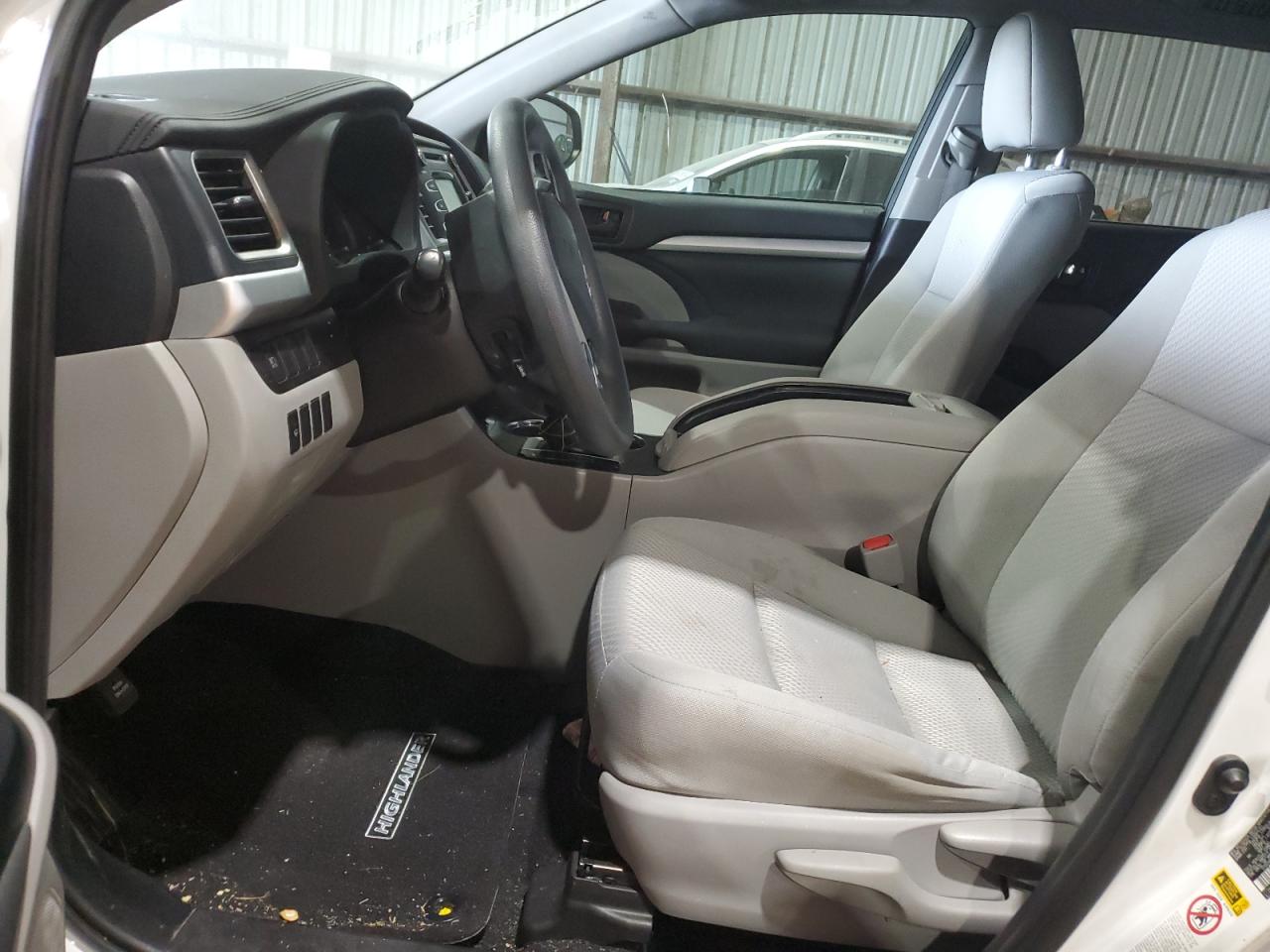 2019 Toyota Highlander - Image 7
