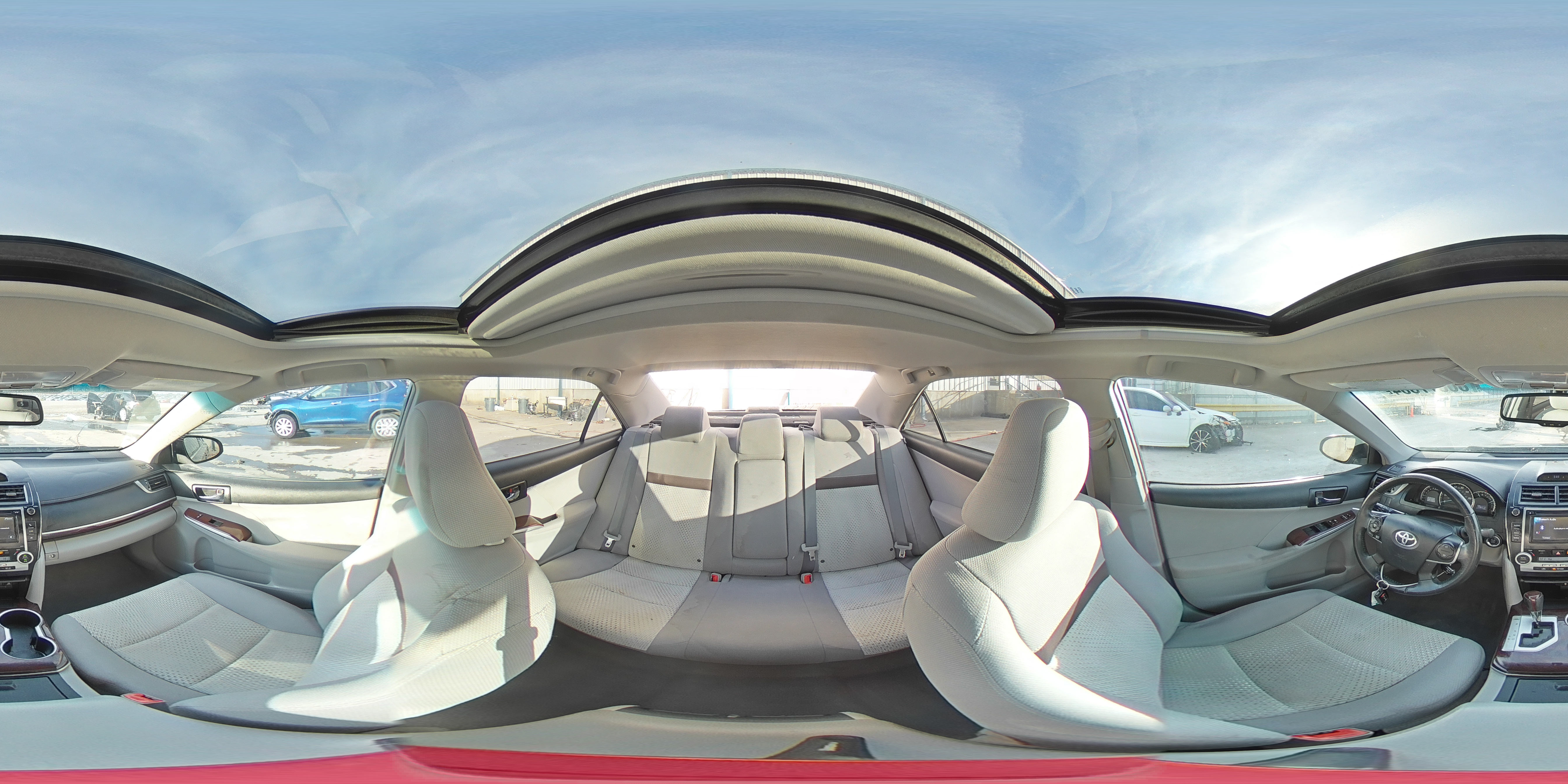 2012 Toyota Camry - Image 15