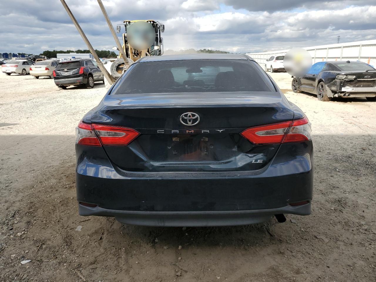 VIN 4T1B11HK4JU550972 2018 TOYOTA CAMRY no.6