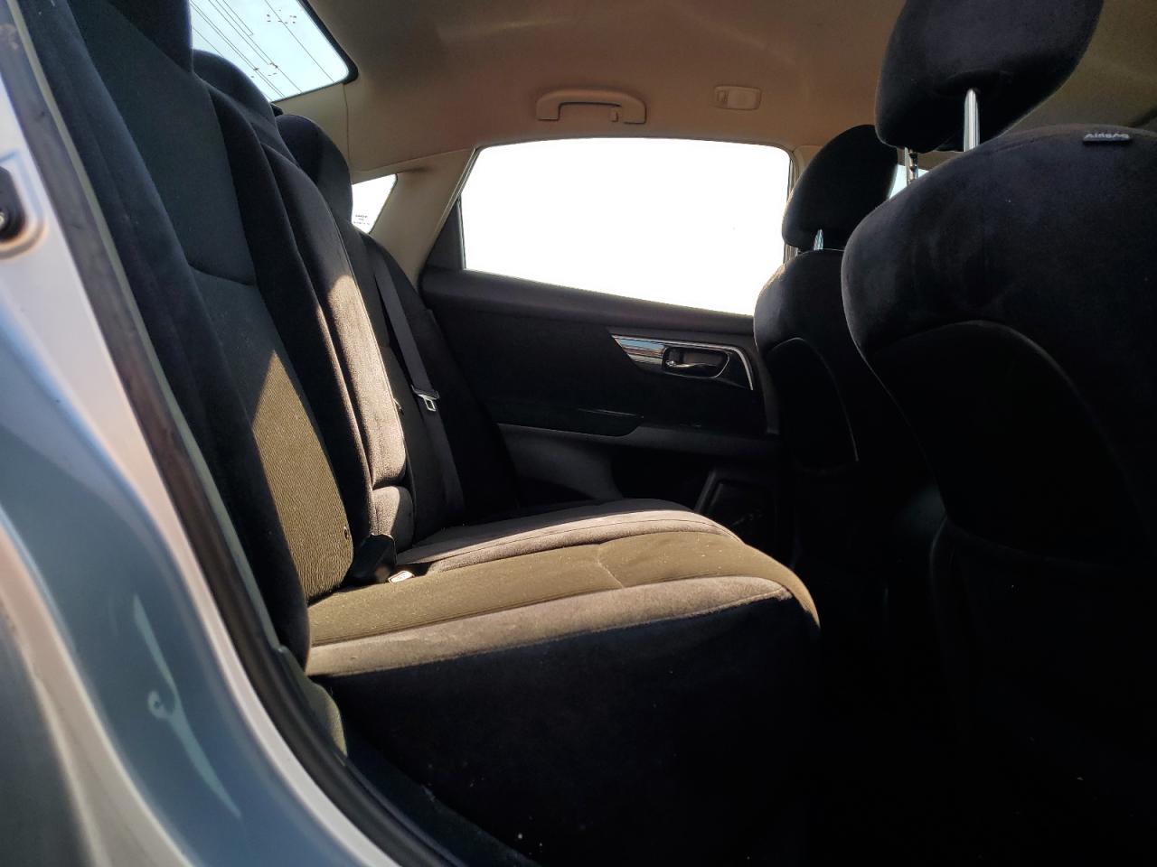 2013 Nissan Altima - Image 10