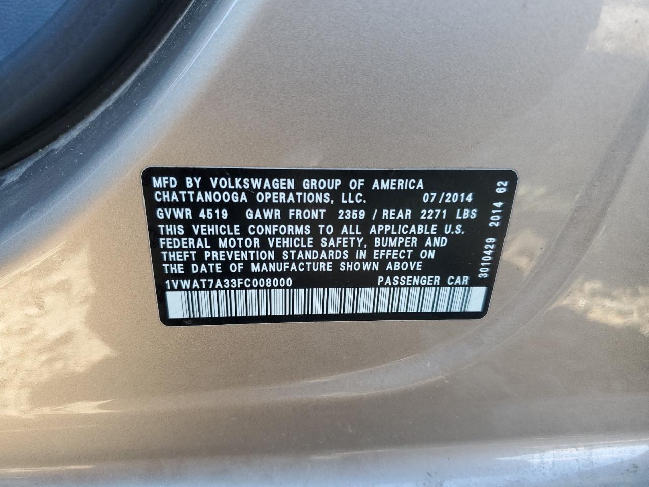 2015 Volkswagen Passat - Image 13