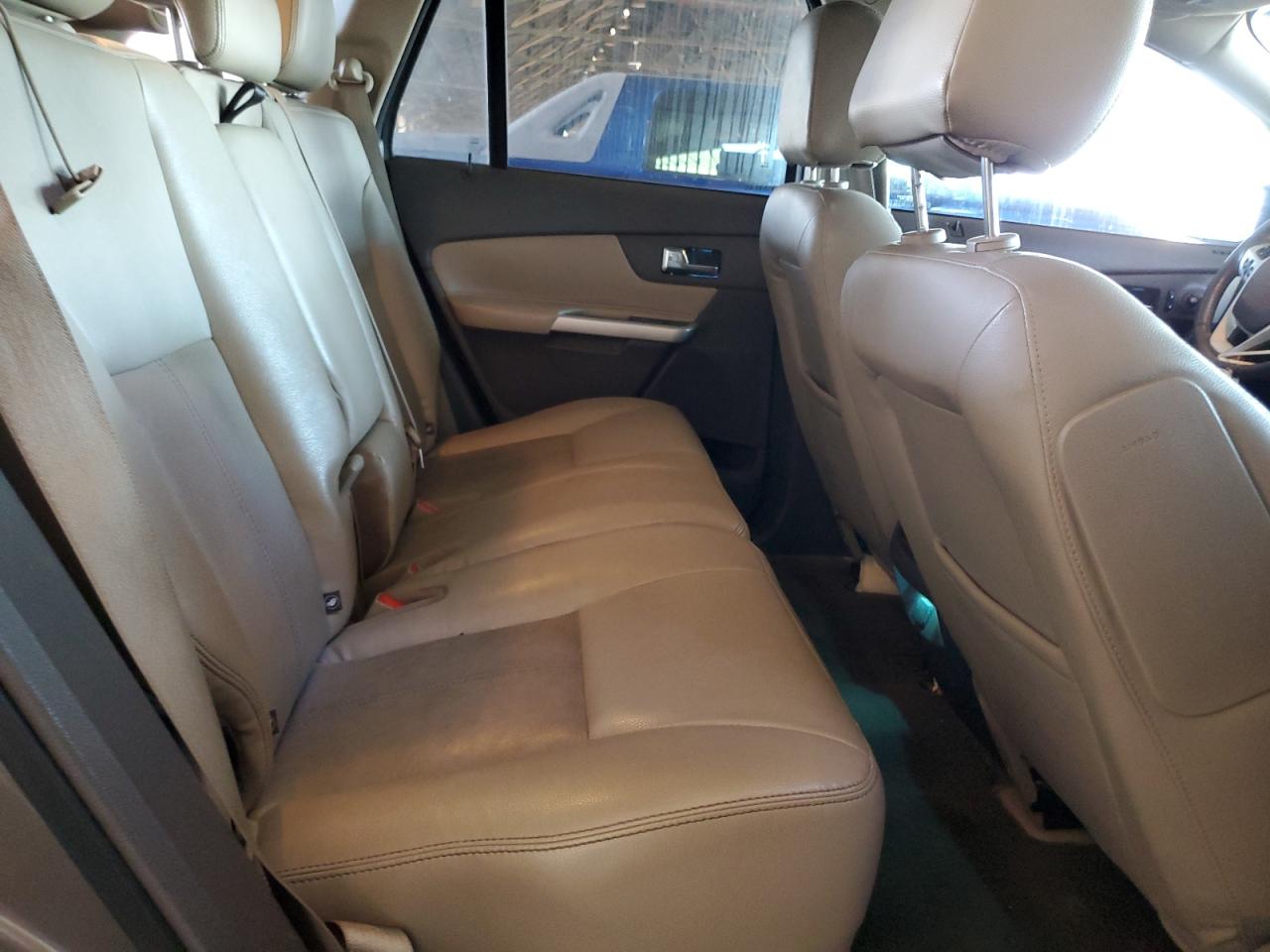 2014 Ford Edge - Image 11