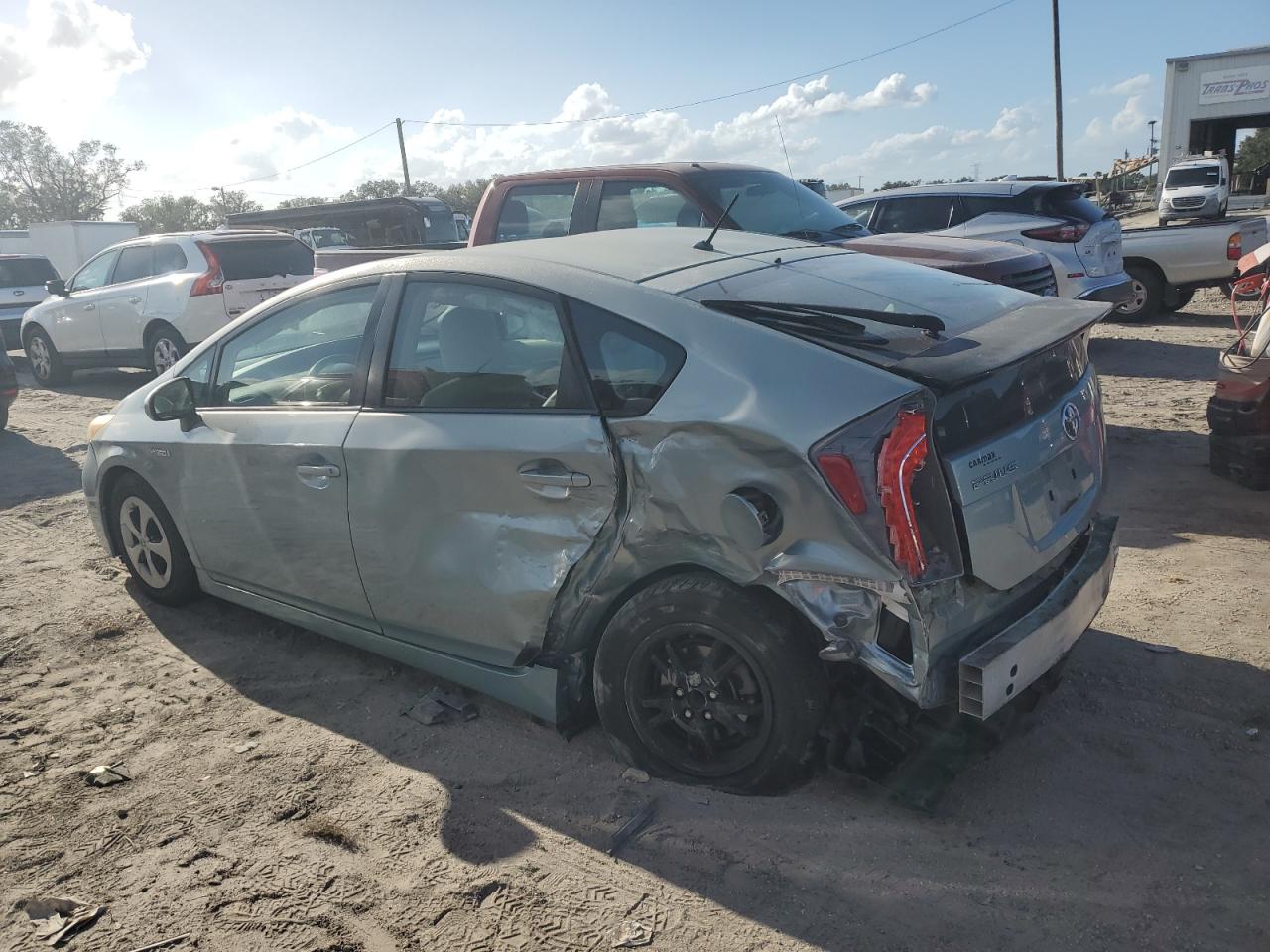 2014 Toyota Prius - Image 2