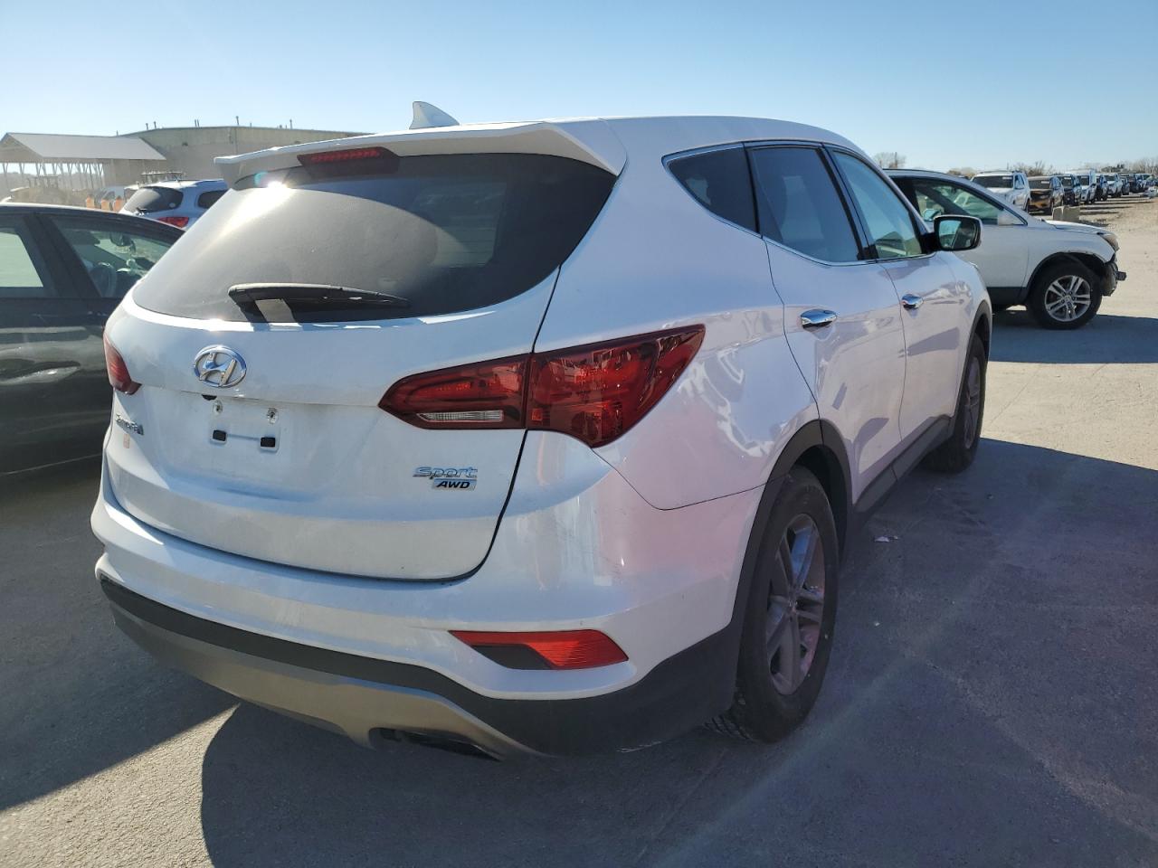 2017 Hyundai Santa Fe - Image 3