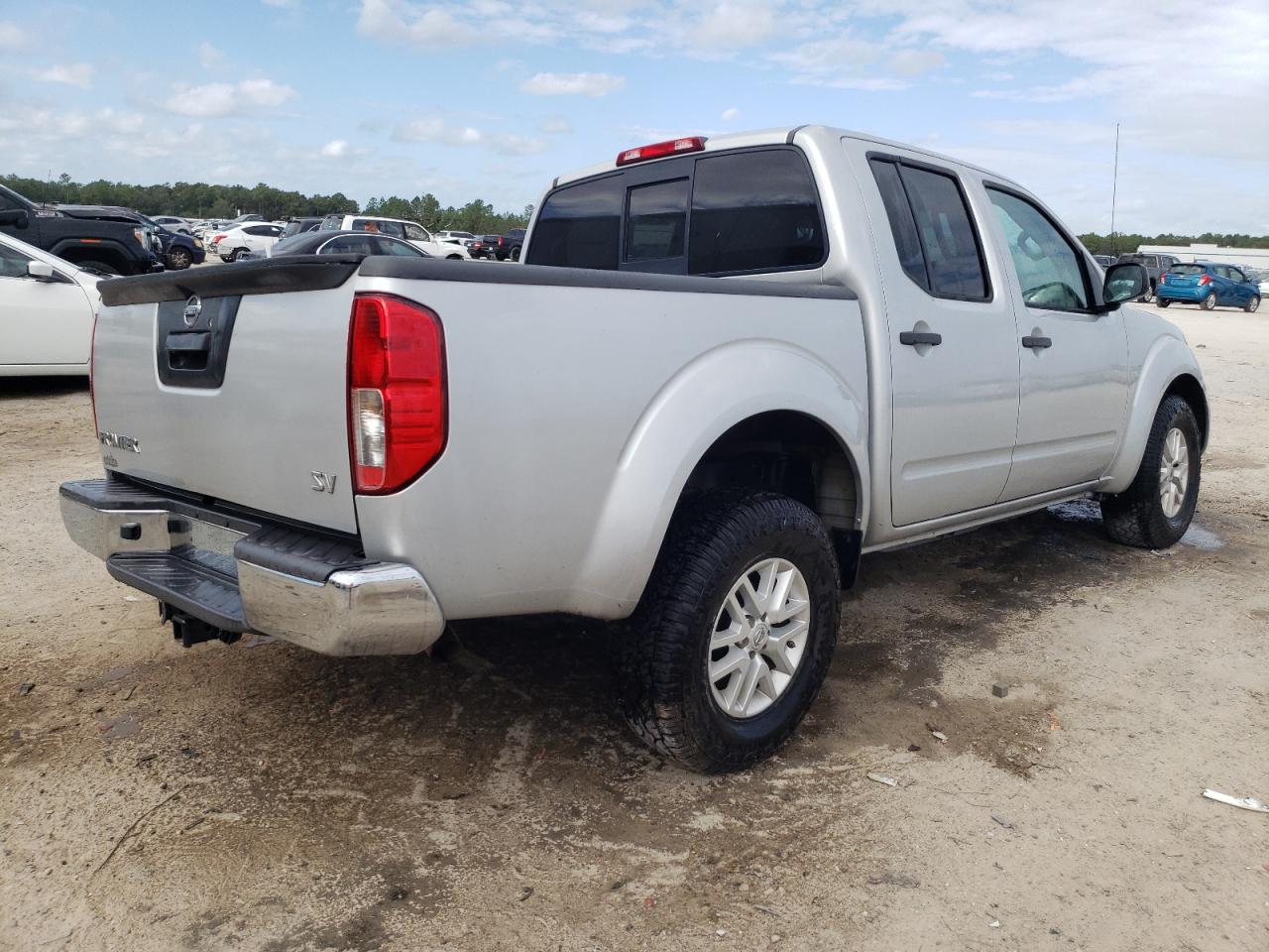 2018 Nissan Navara (Frontier) - Image 3