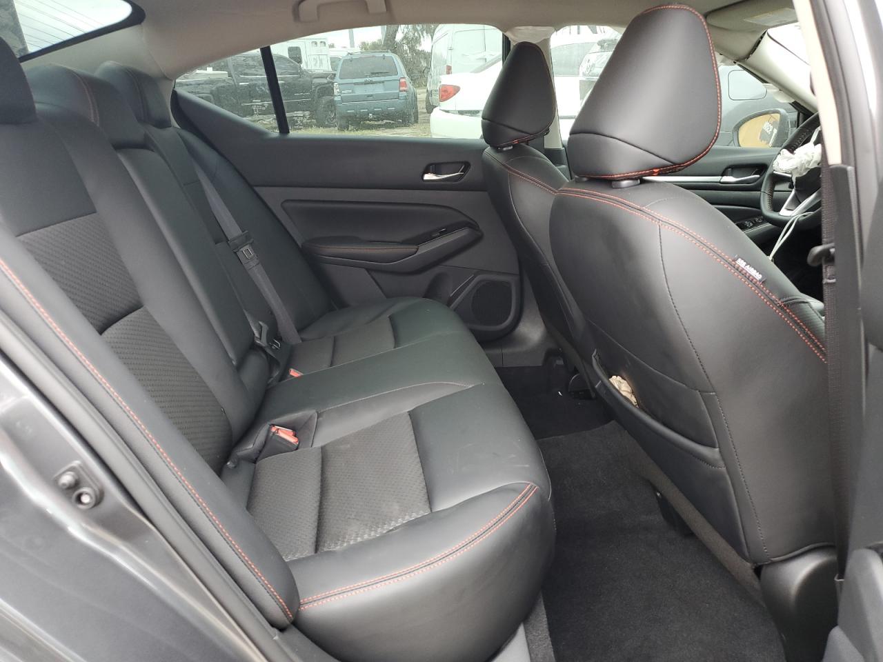 2024 Nissan Altima - Image 10