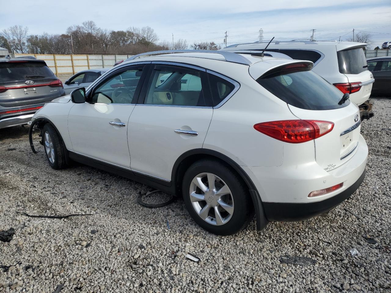 2009 Infiniti EX - Image 2