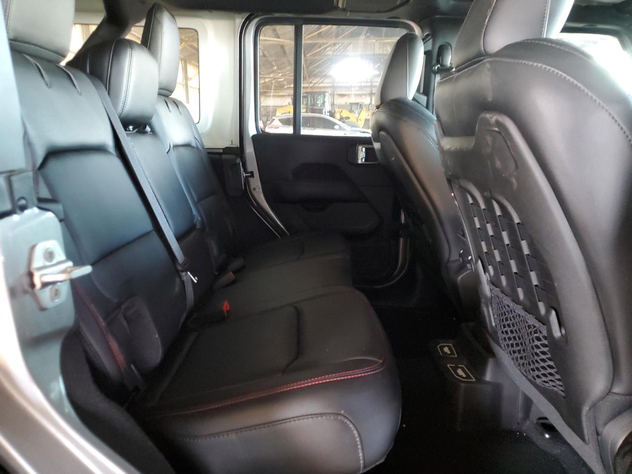 2019 Jeep Wrangler - Image 10