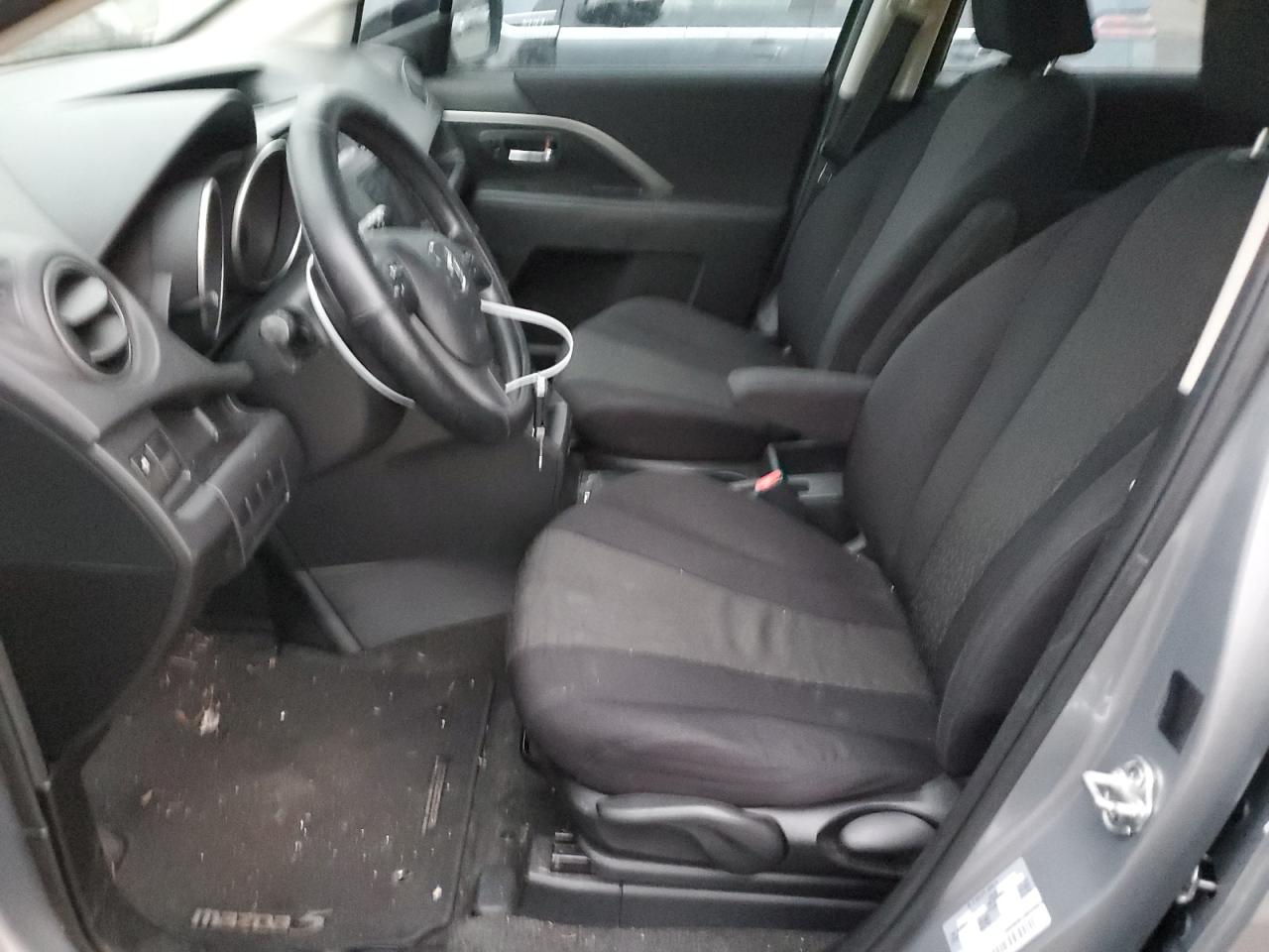 2012 Mazda 5 - Image 7