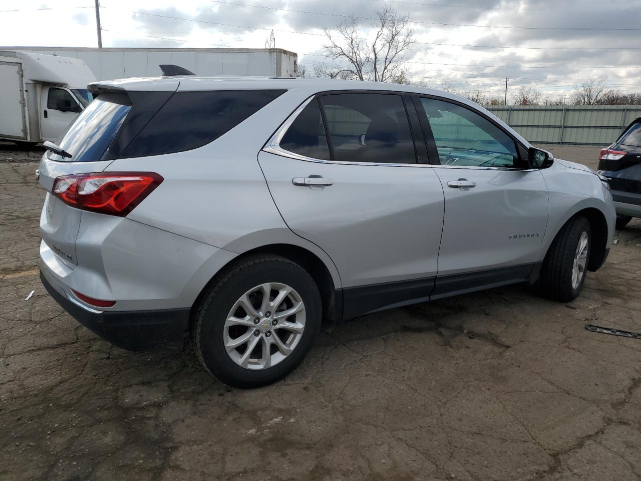 VIN 2GNAXKEV0K6173471 2019 CHEVROLET EQUINOX no.3