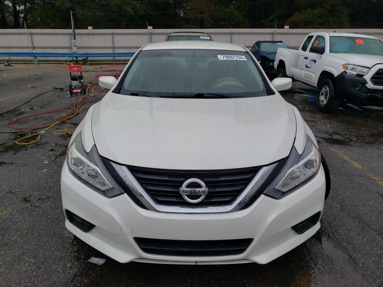 2017 Nissan Altima - Image 5