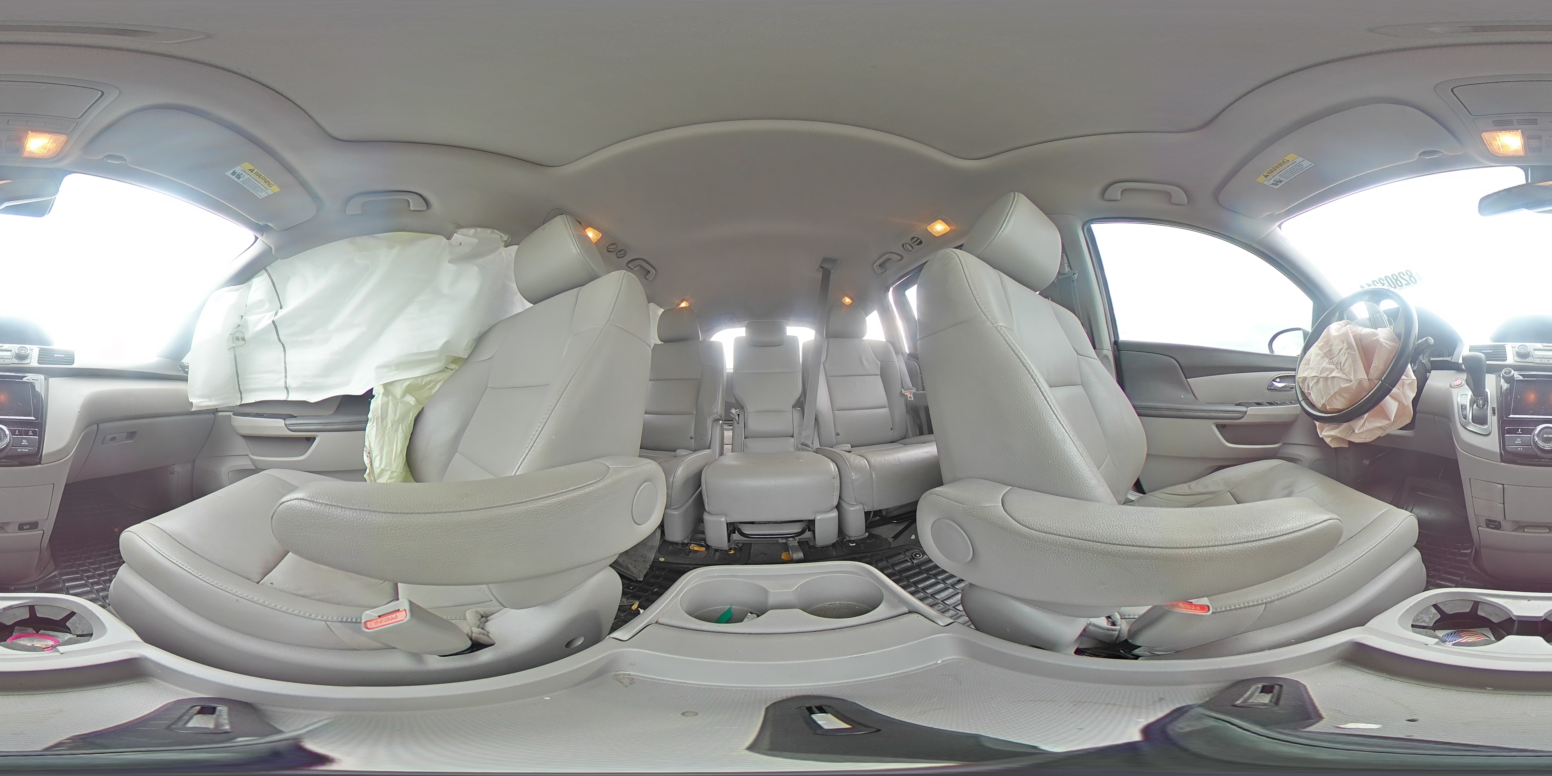 2016 Honda Odyssey - Image 14