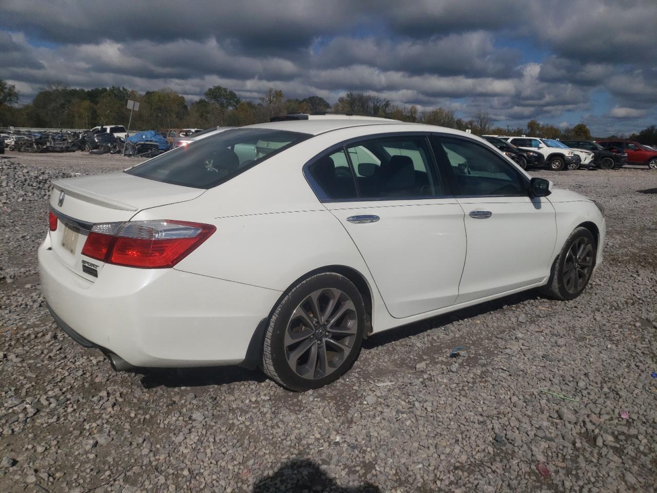2015 Honda Accord - Image 3
